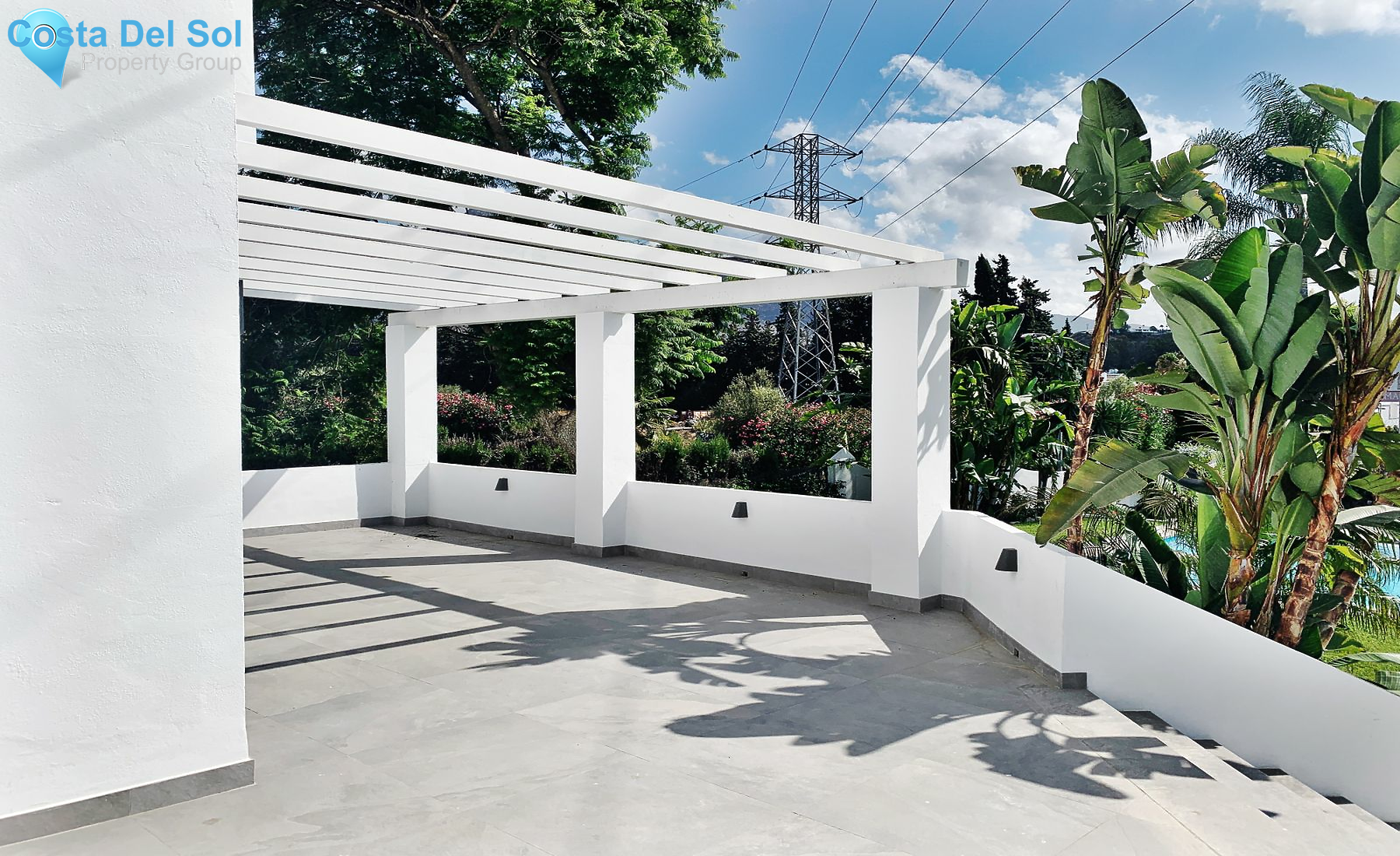 Semi-Detached House in Nueva Andalucía-1202841