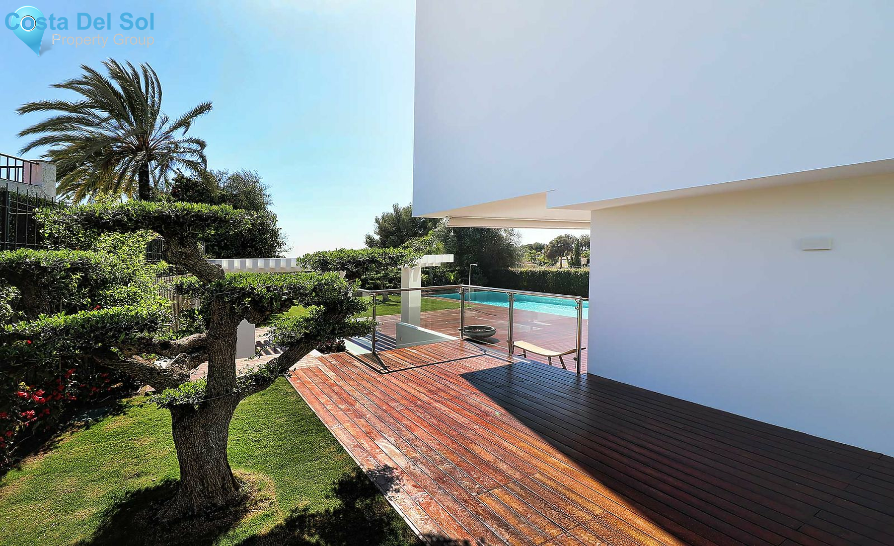 Semi-Detached House in Nueva Andalucía-1432614