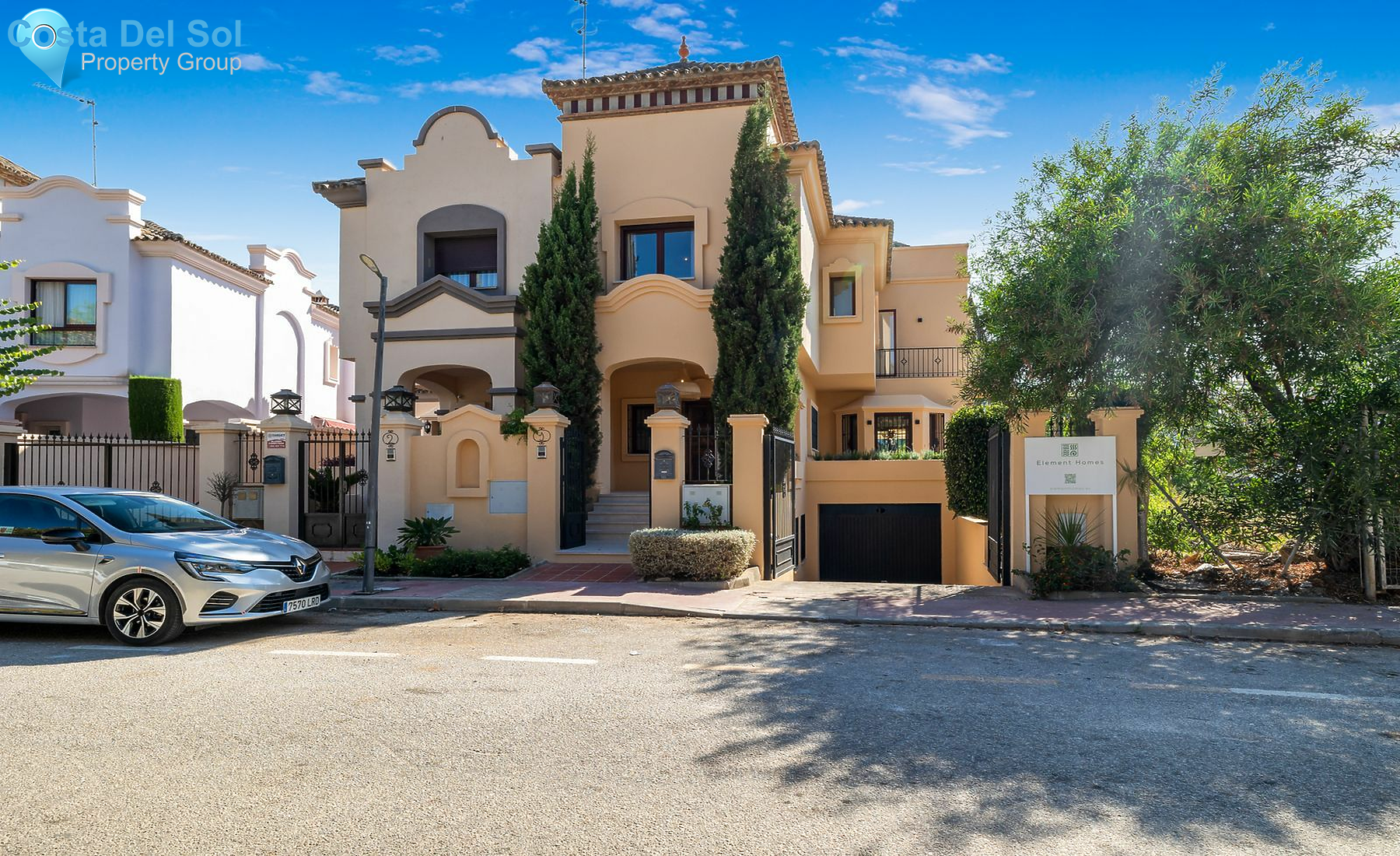 Semi-Detached House in Nueva Andalucía
