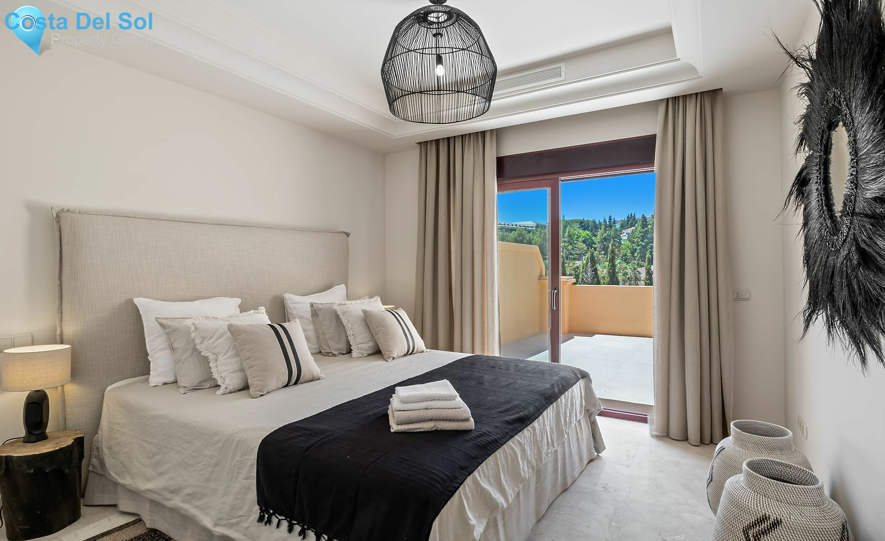 Semi-Detached House in Nueva Andalucía-1496014