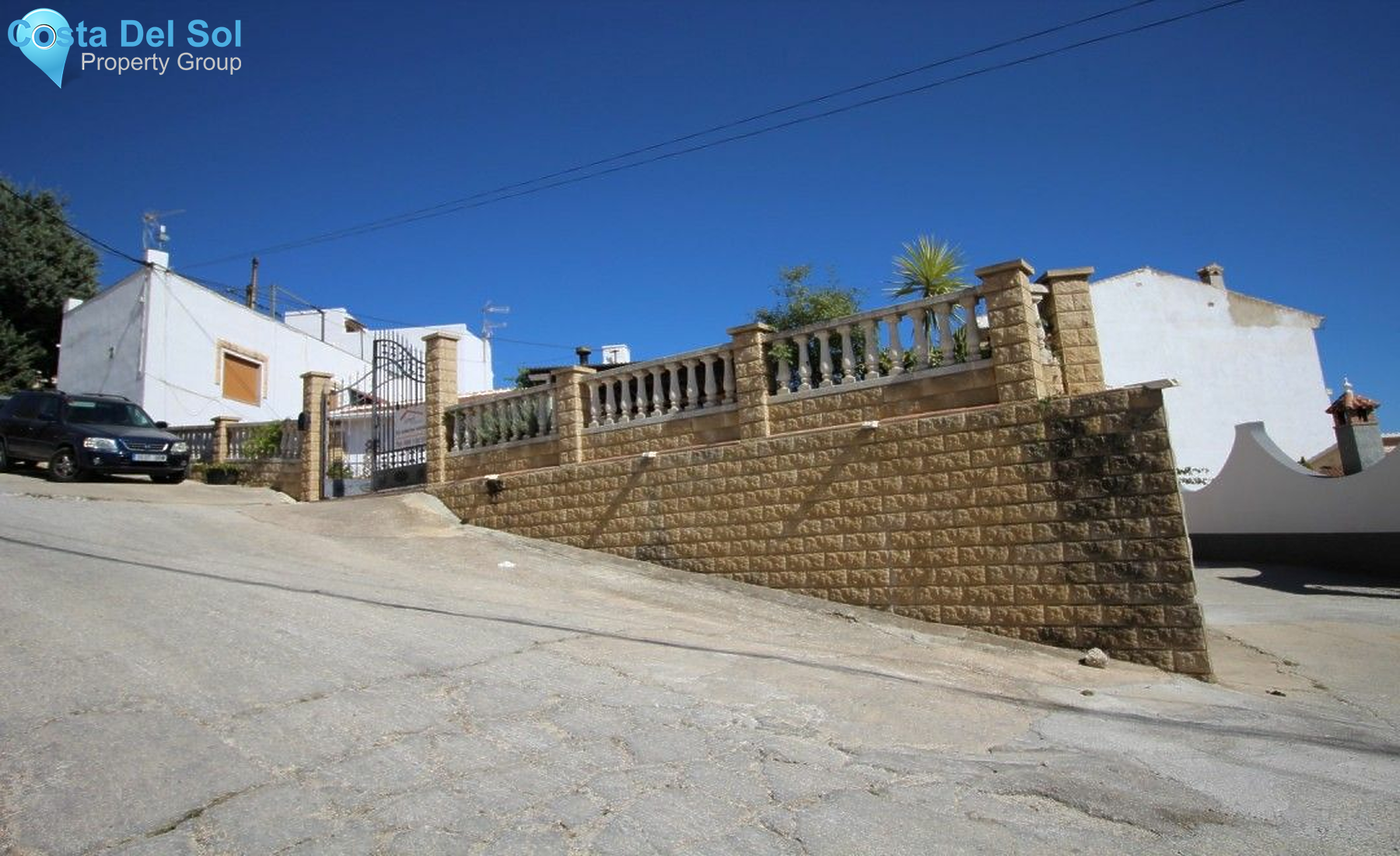 Semi-Detached House in Periana