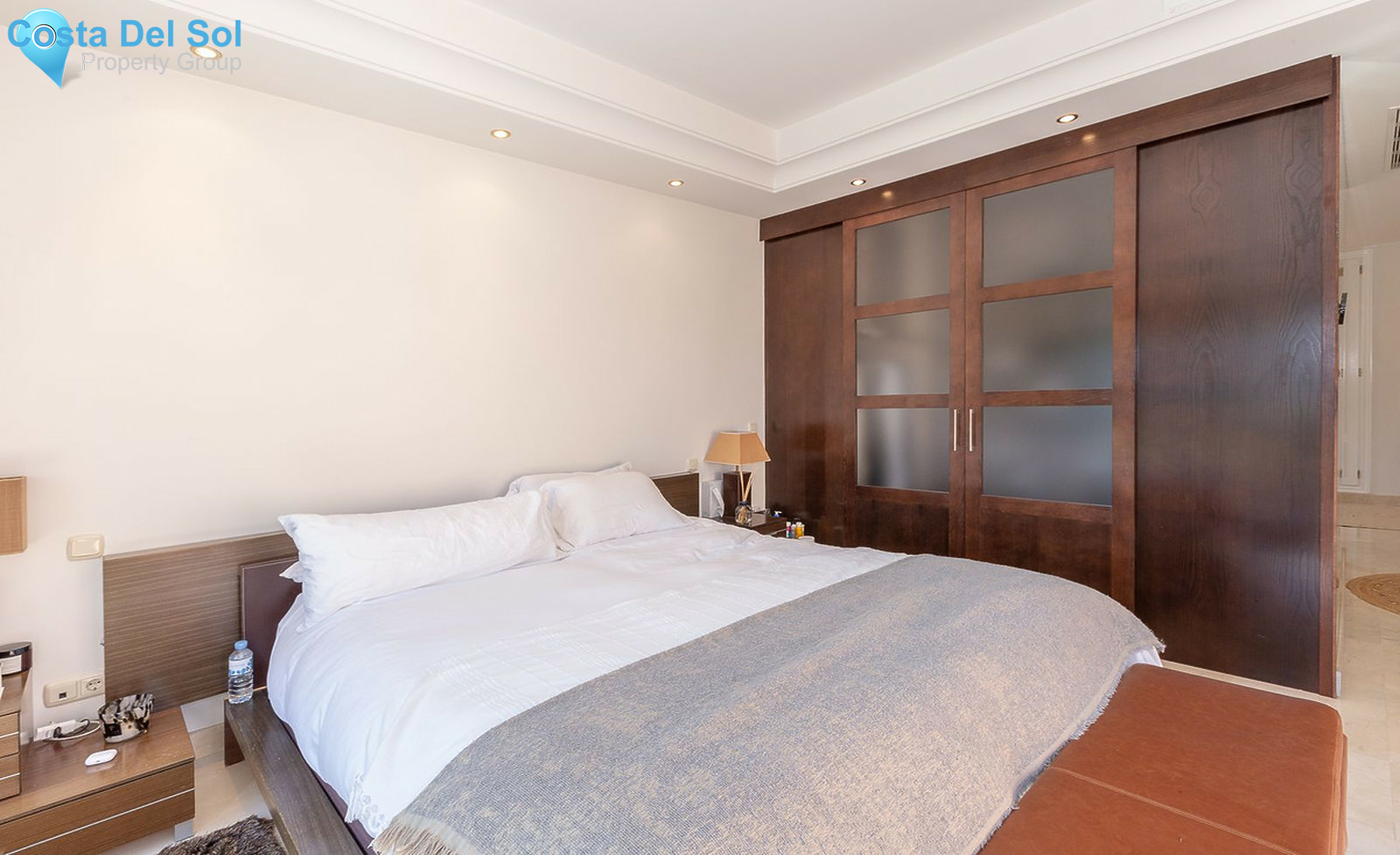 Semi-Detached House in Puerto Banús-1436126