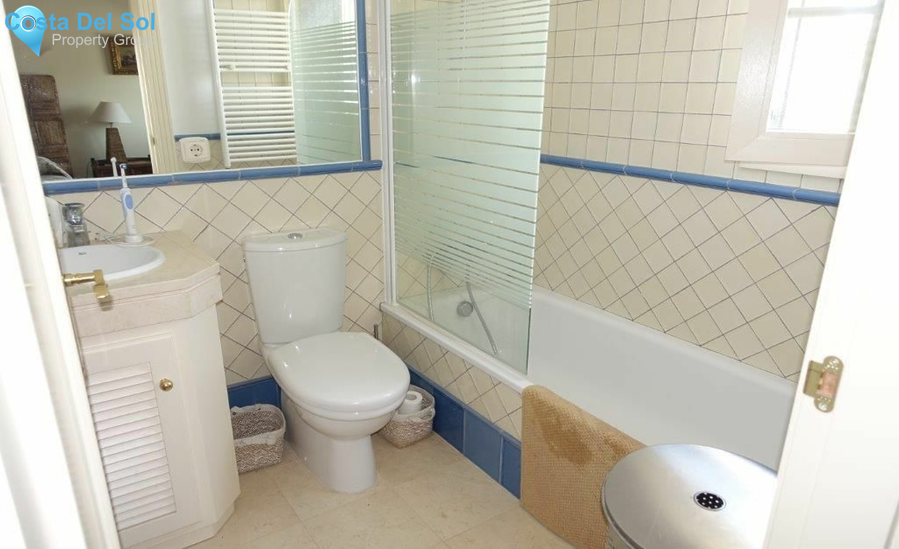 Semi-Detached House in Puerto Banús-1392461