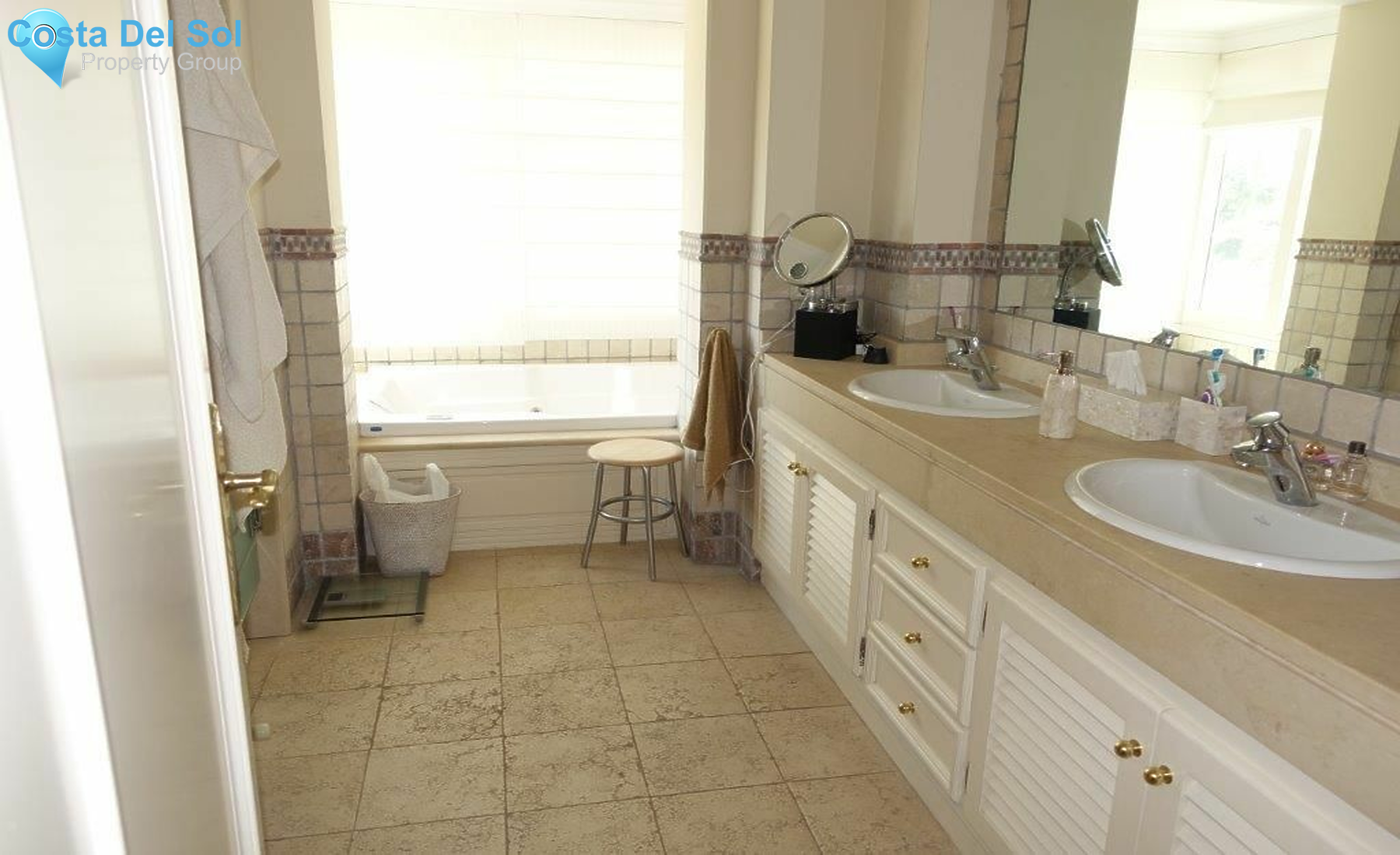 Semi-Detached House in Puerto Banús-1392459