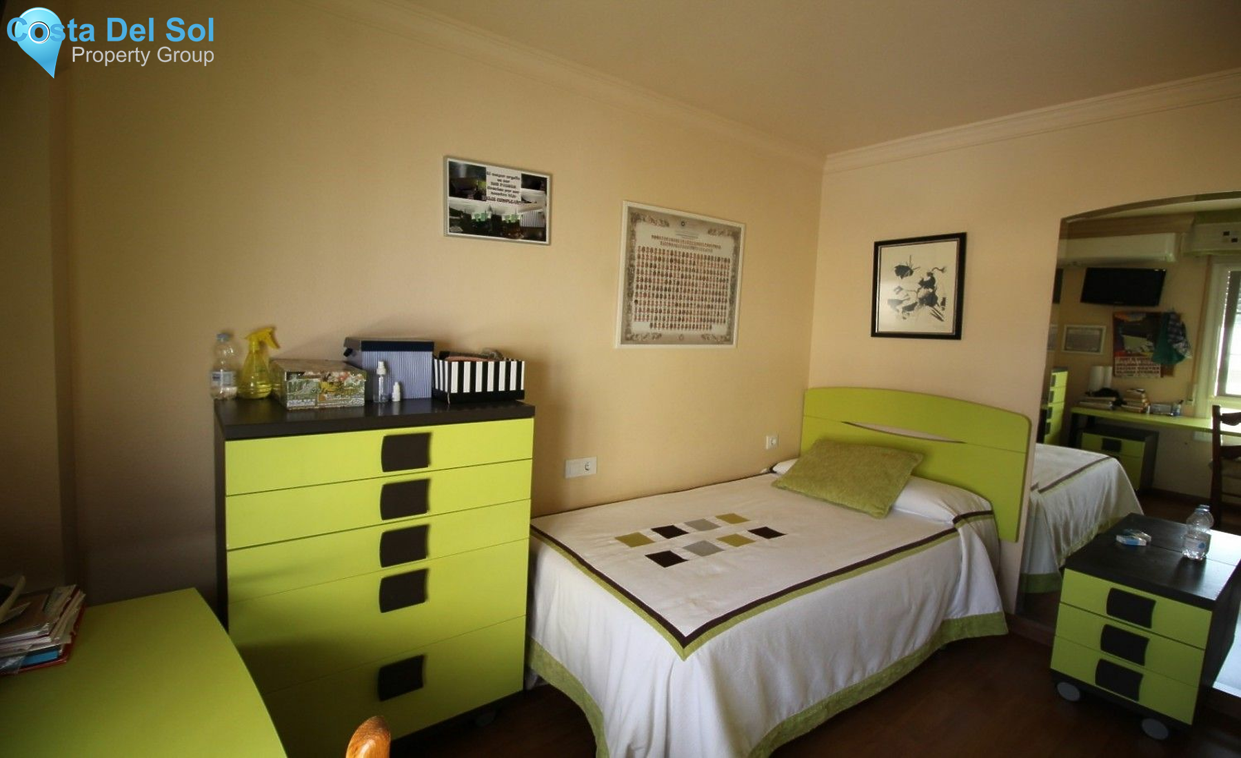 Semi-Detached House in Vélez-Málaga-1217709