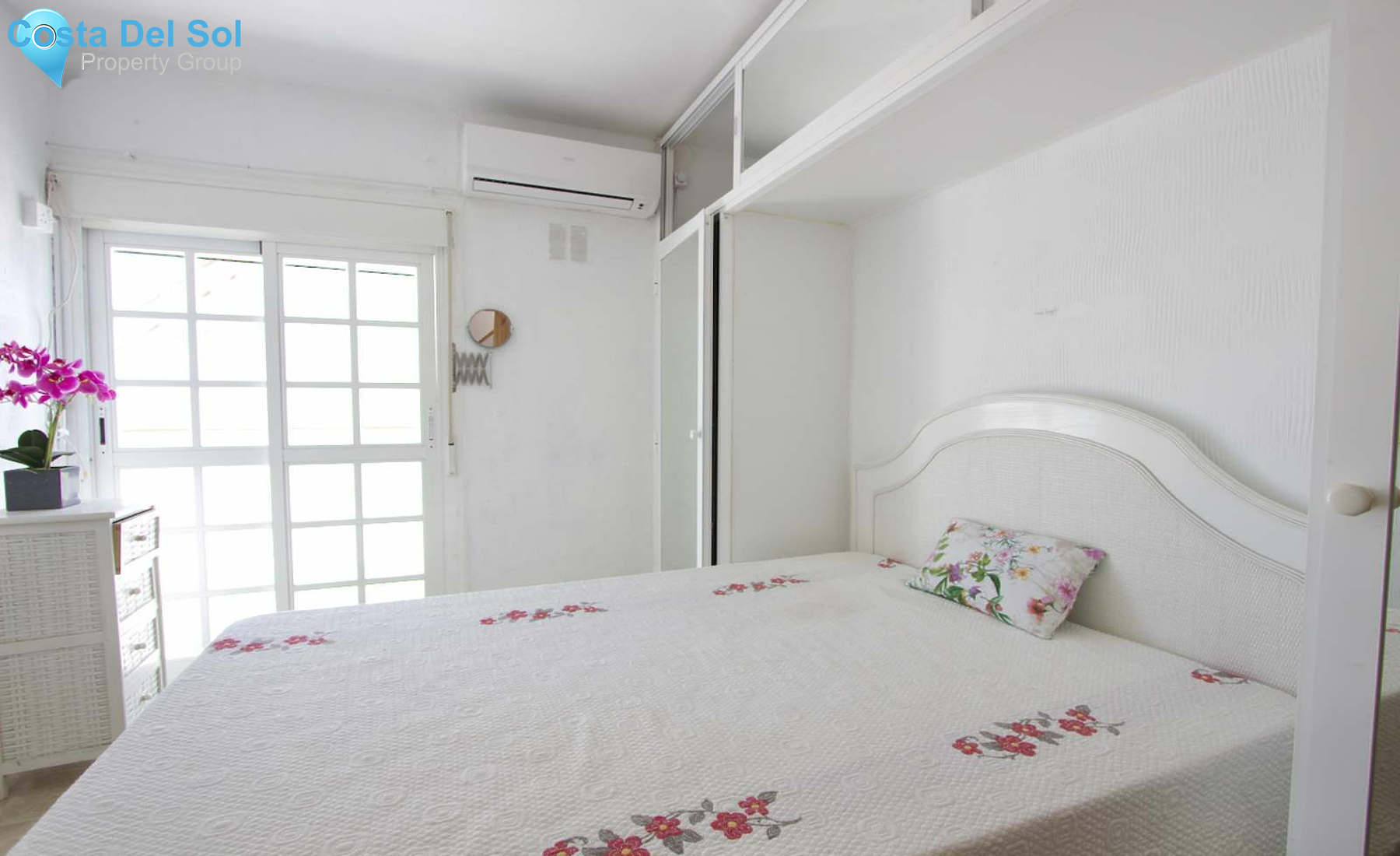 Semi-Detached House in San Luis de Sabinillas-1485056