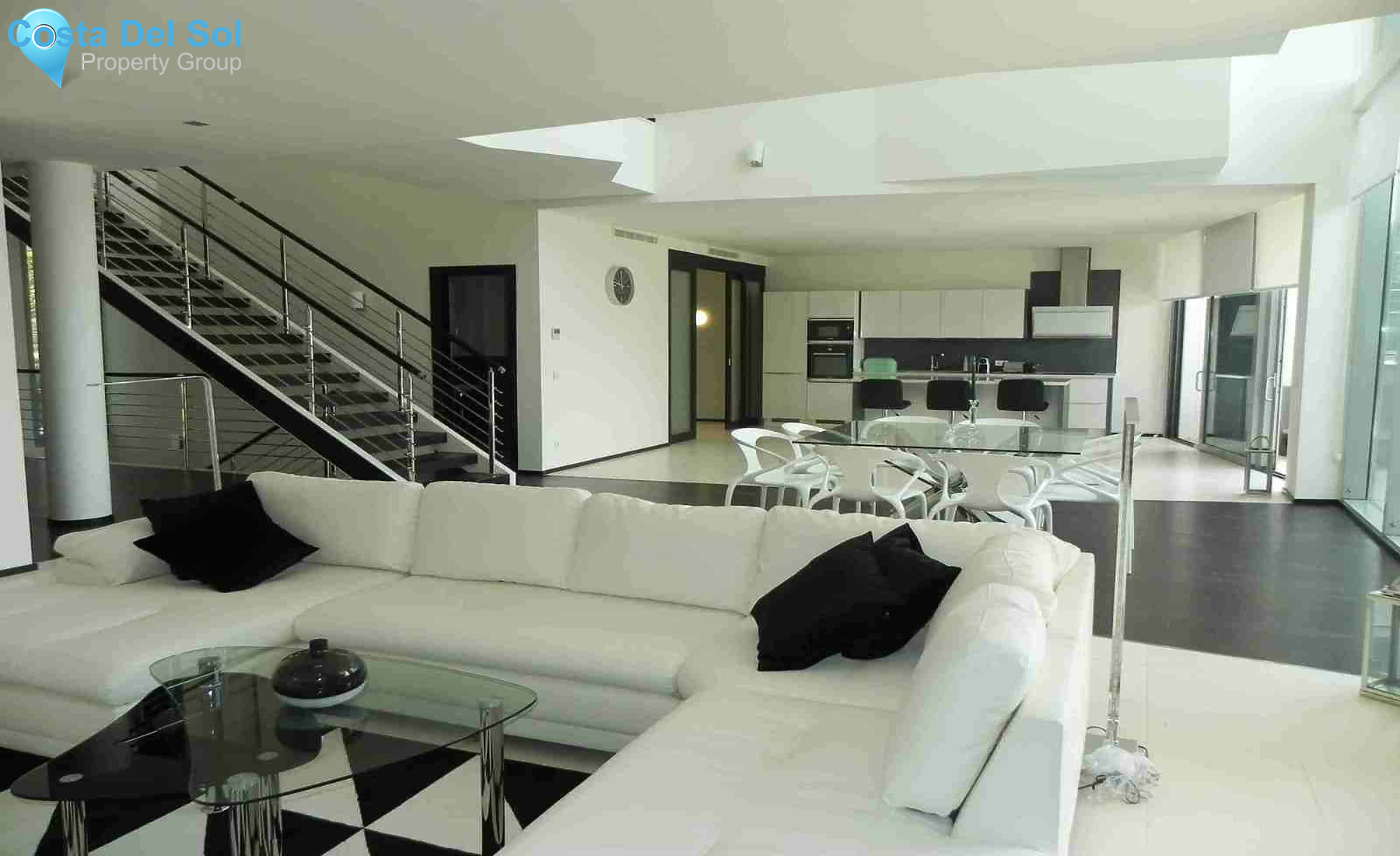 Semi-Detached House in Sierra Blanca-1186997