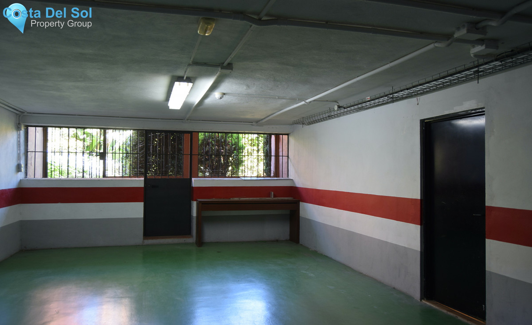 Semi-Detached House in The Golden Mile-1325512