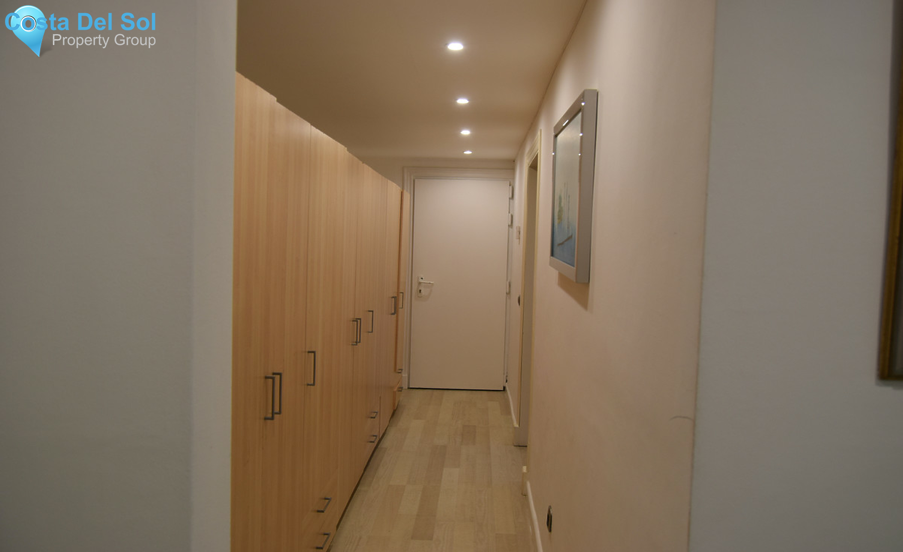 Semi-Detached House in The Golden Mile-1325504