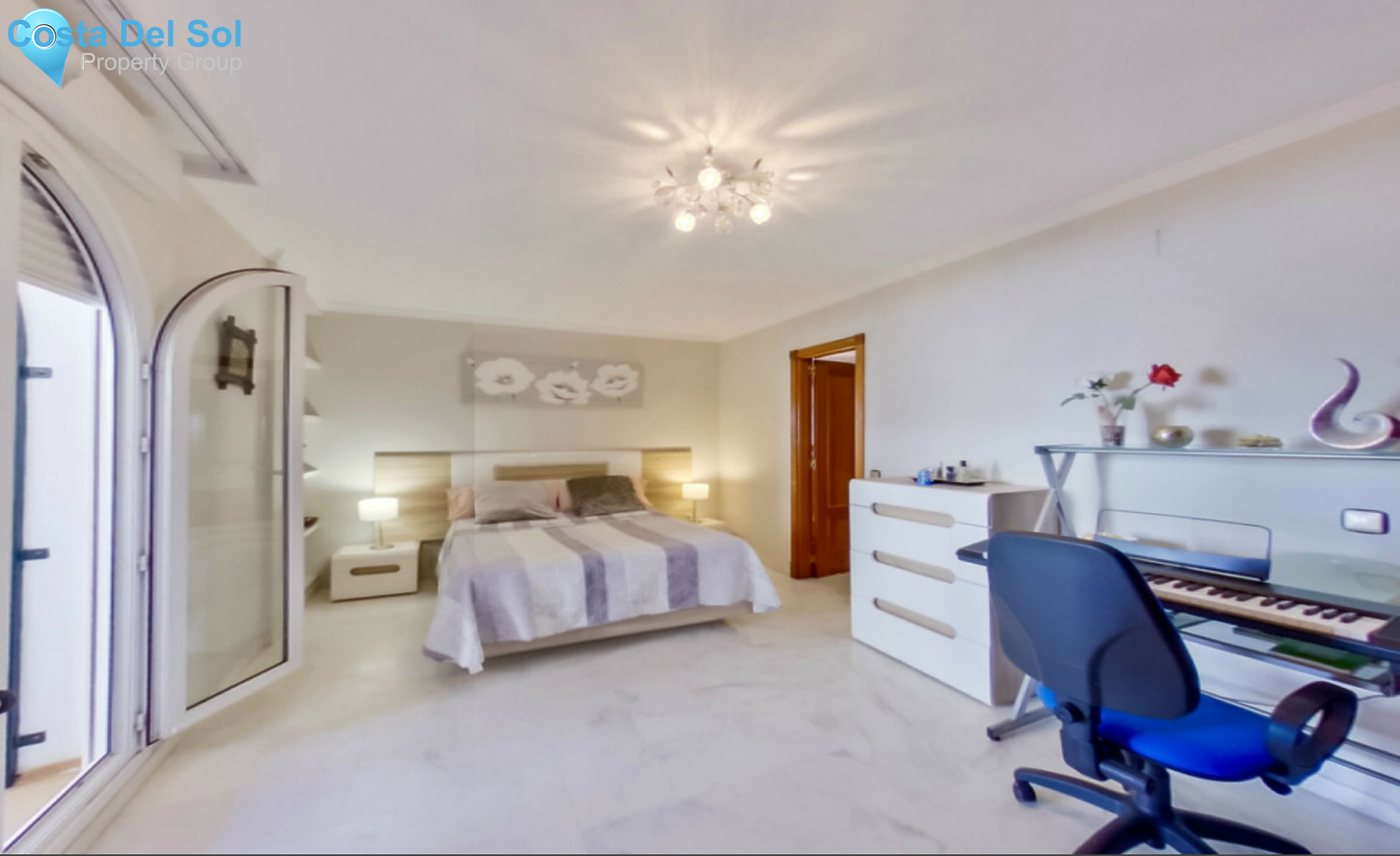 Semi-Detached House in Torremolinos-1385109