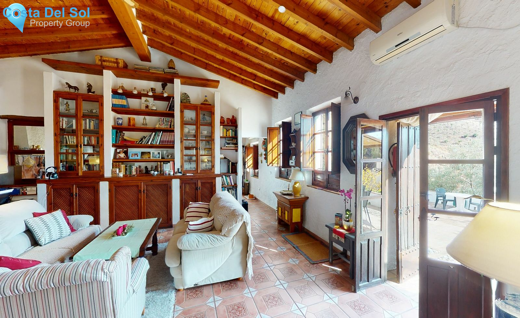 Semi-Detached House in Vélez-Málaga-1545309