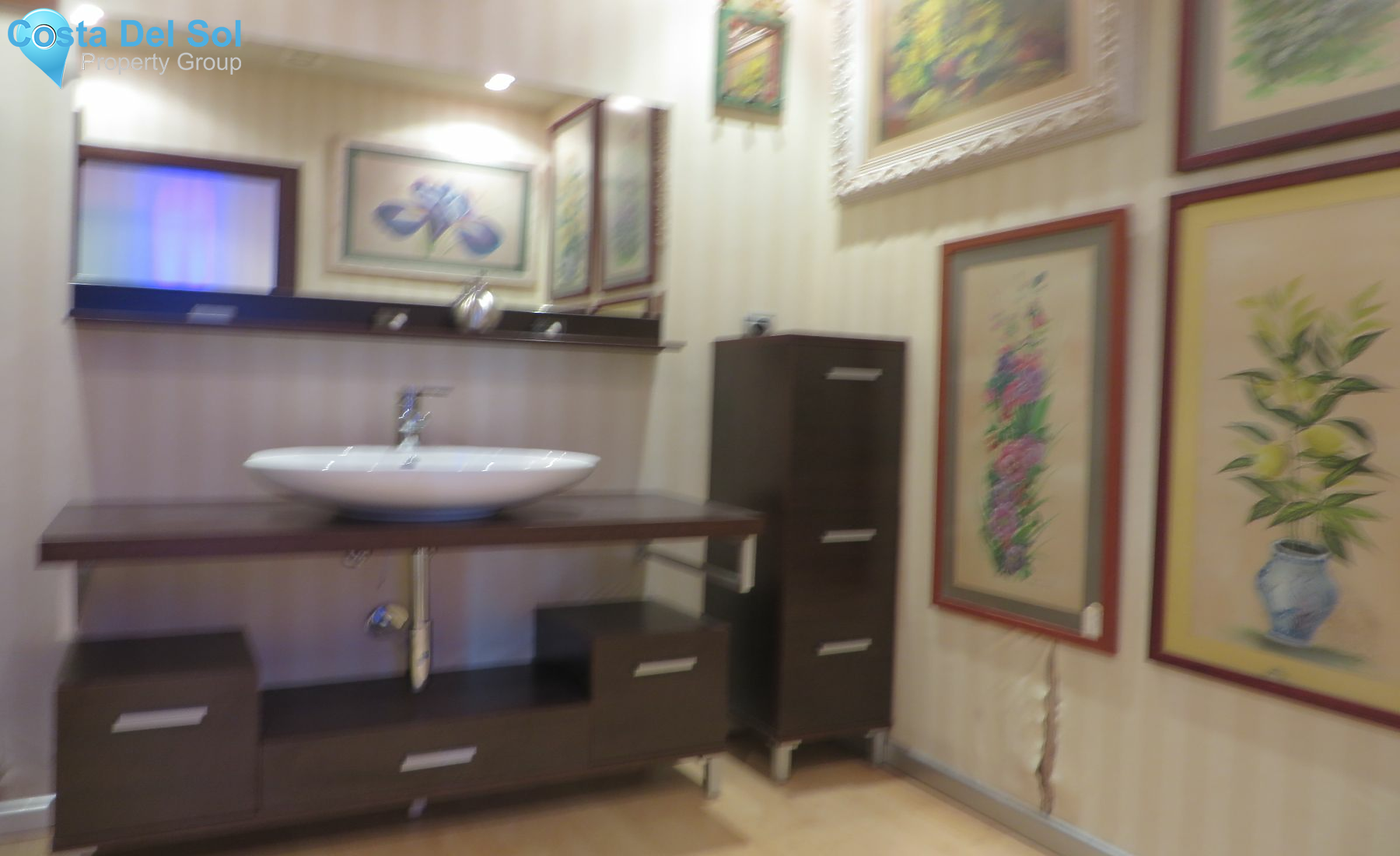 Shop in Marbella-1140857