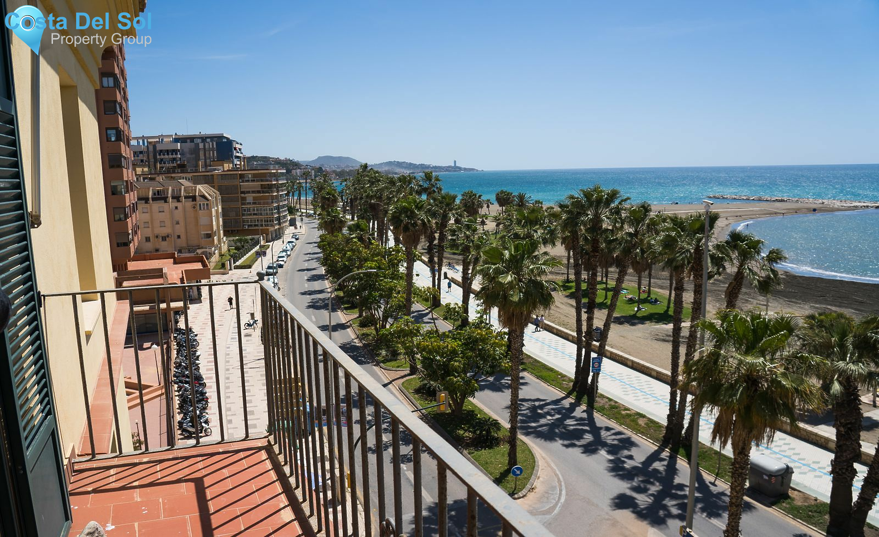 Top Floor Apartment in Málaga Este