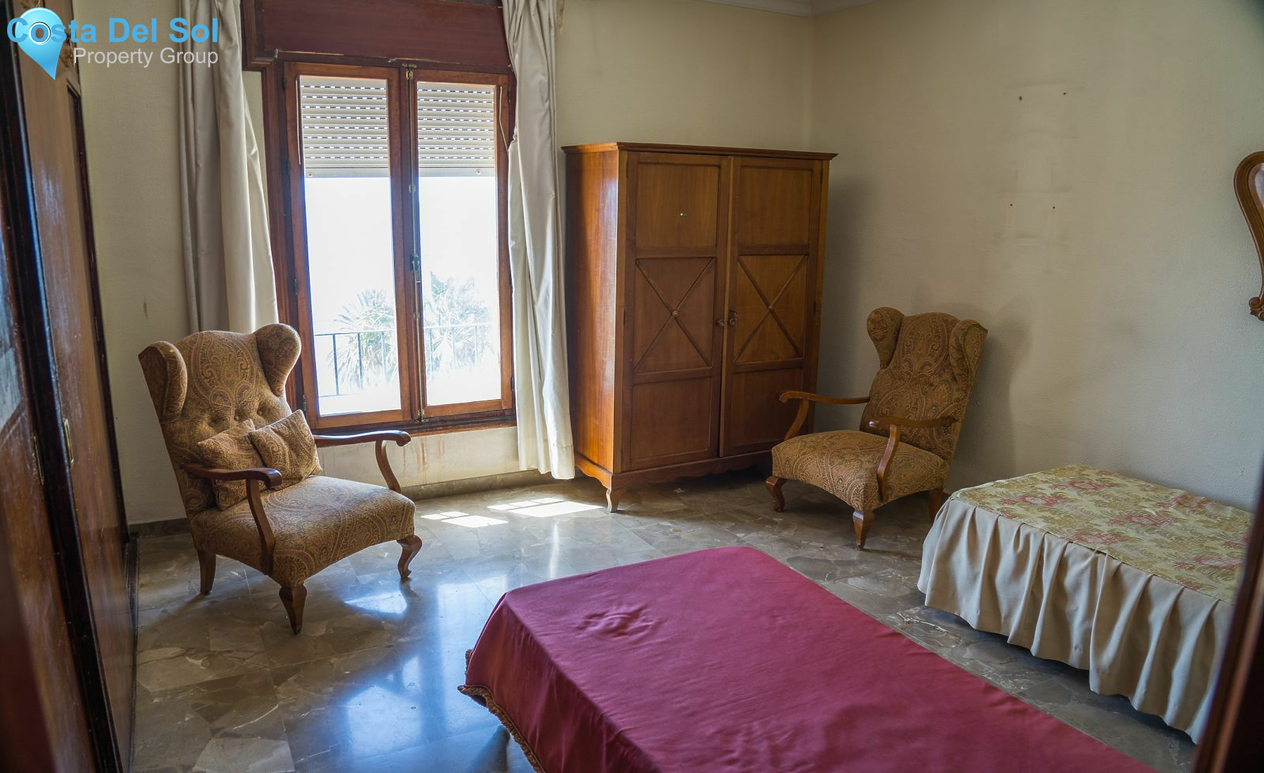 Top Floor Apartment in Málaga Este-1395938