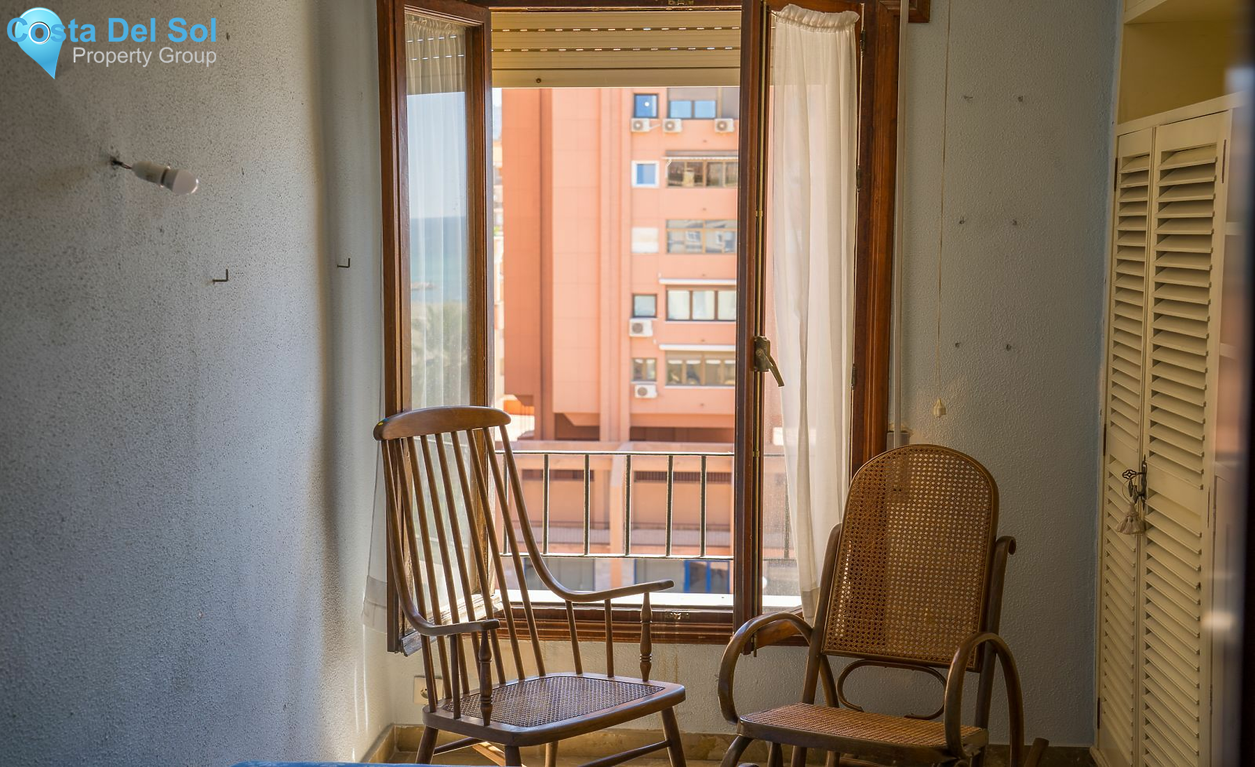 Top Floor Apartment in Málaga Este-1395944