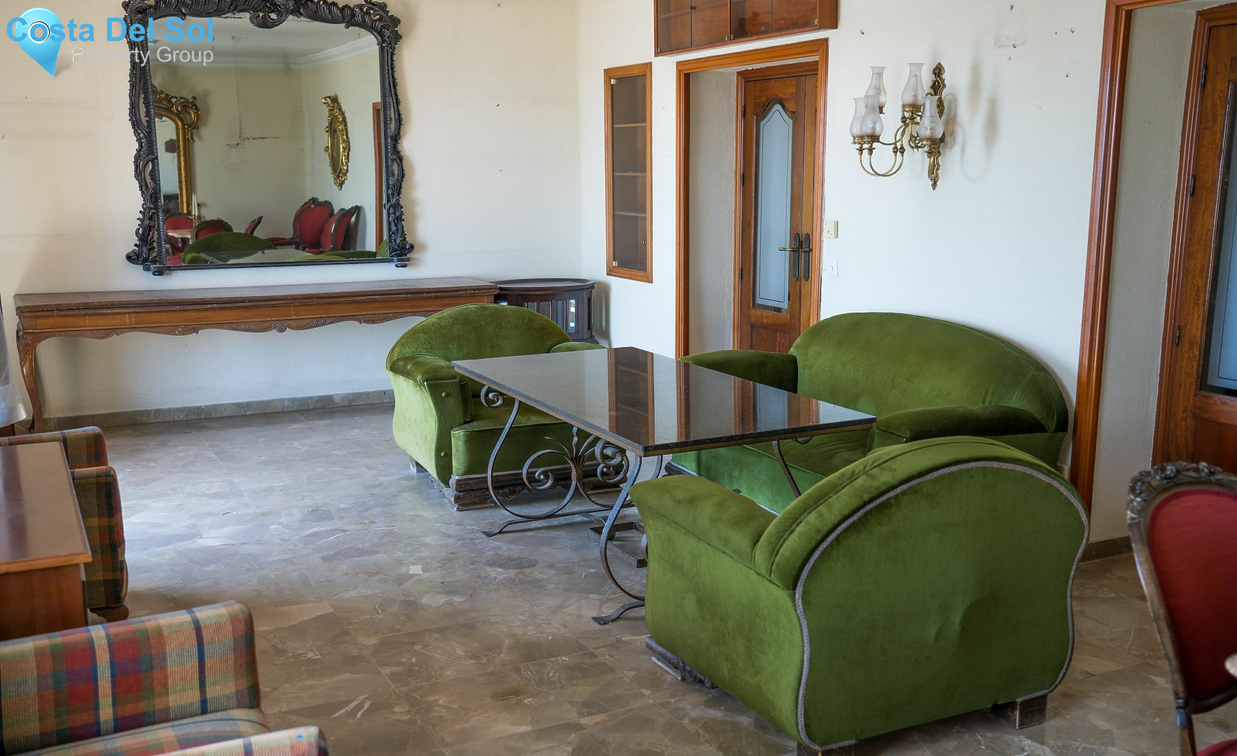 Top Floor Apartment in Málaga Este-1395935