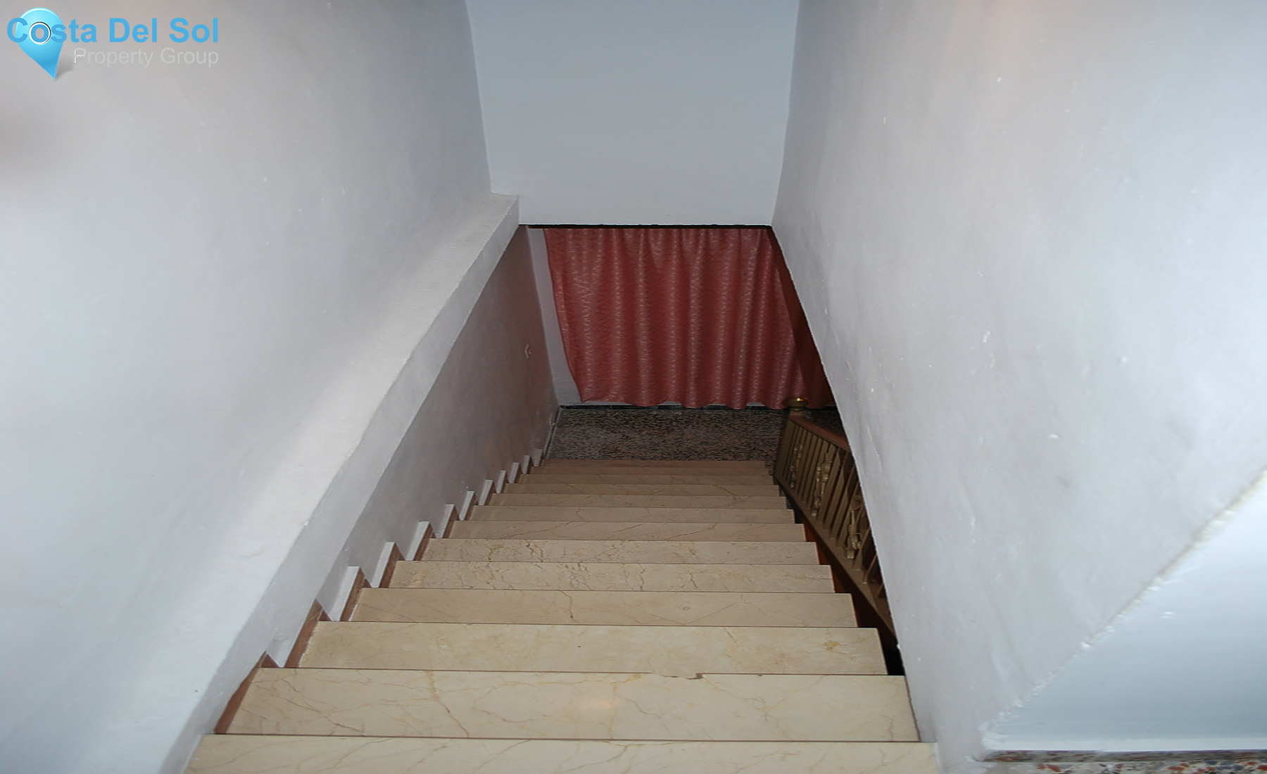 Townhouse in Alhaurín de la Torre-1359481