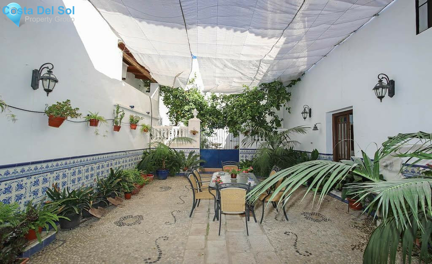 Townhouse in Alhaurín el Grande-1338674