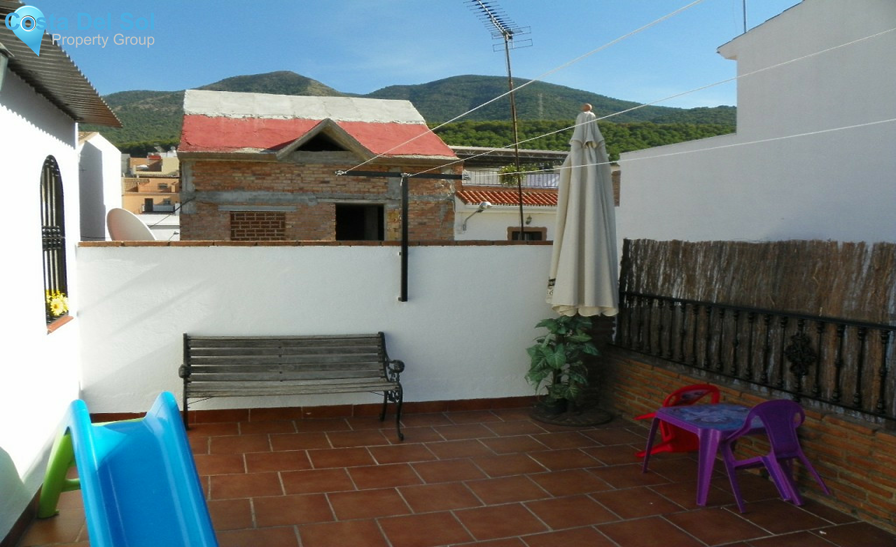 Townhouse in Alhaurín el Grande-1354438