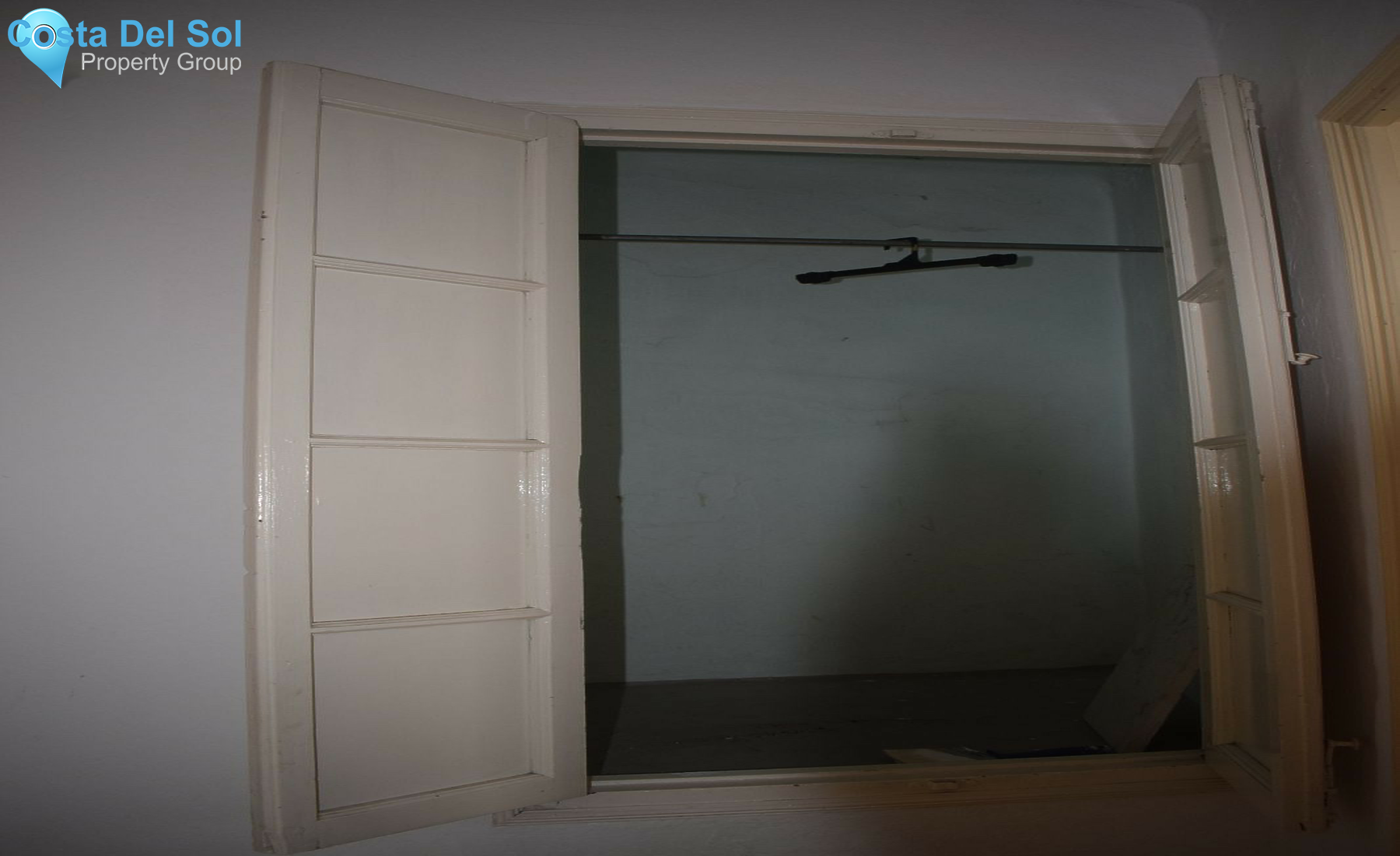 Townhouse in Alhaurín el Grande-1360275