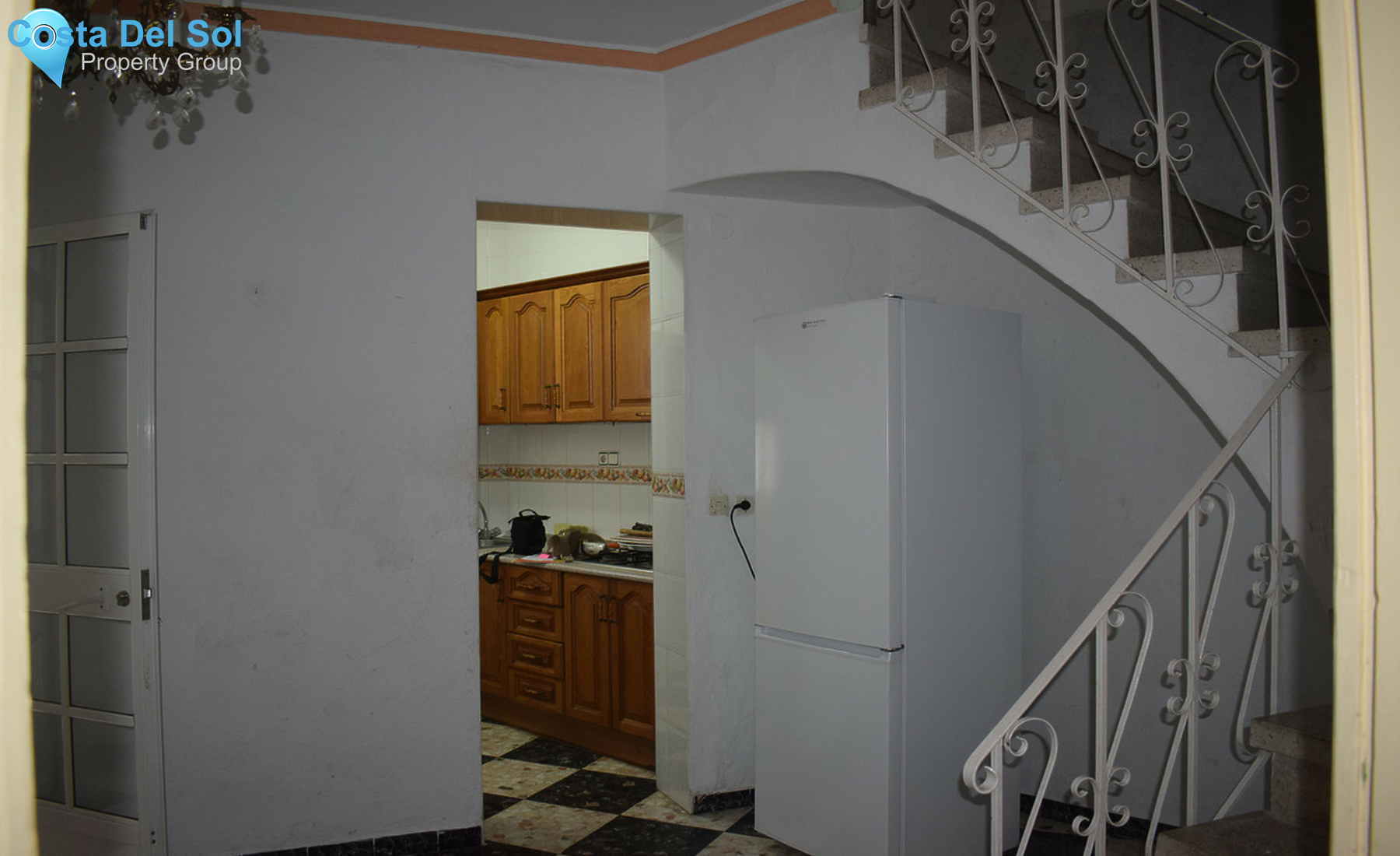 Townhouse in Alhaurín el Grande-1360262