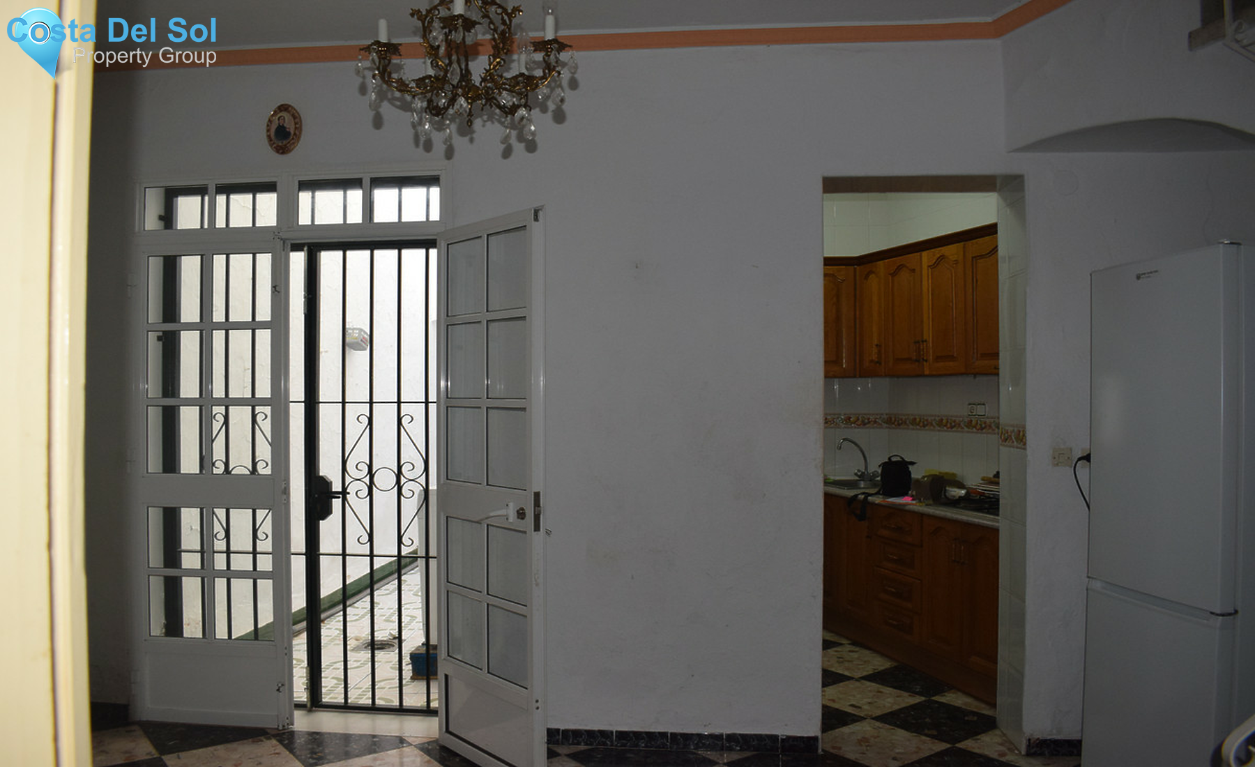 Townhouse in Alhaurín el Grande-1360265