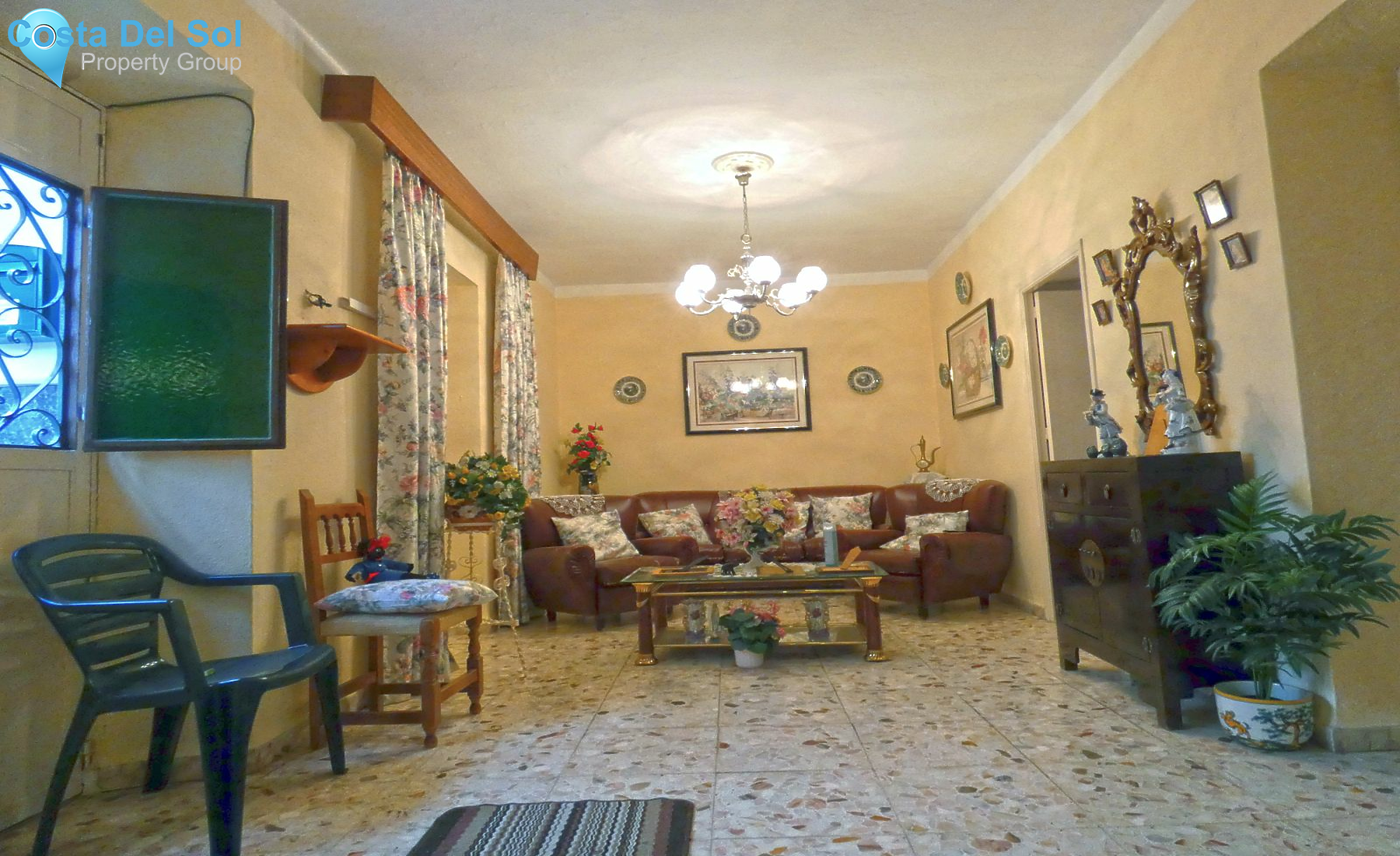 Townhouse in Alhaurín el Grande-1131892