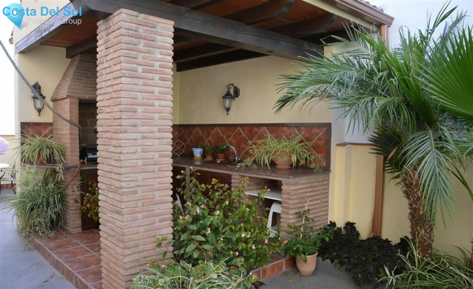 Townhouse in Alhaurín el Grande-1132336