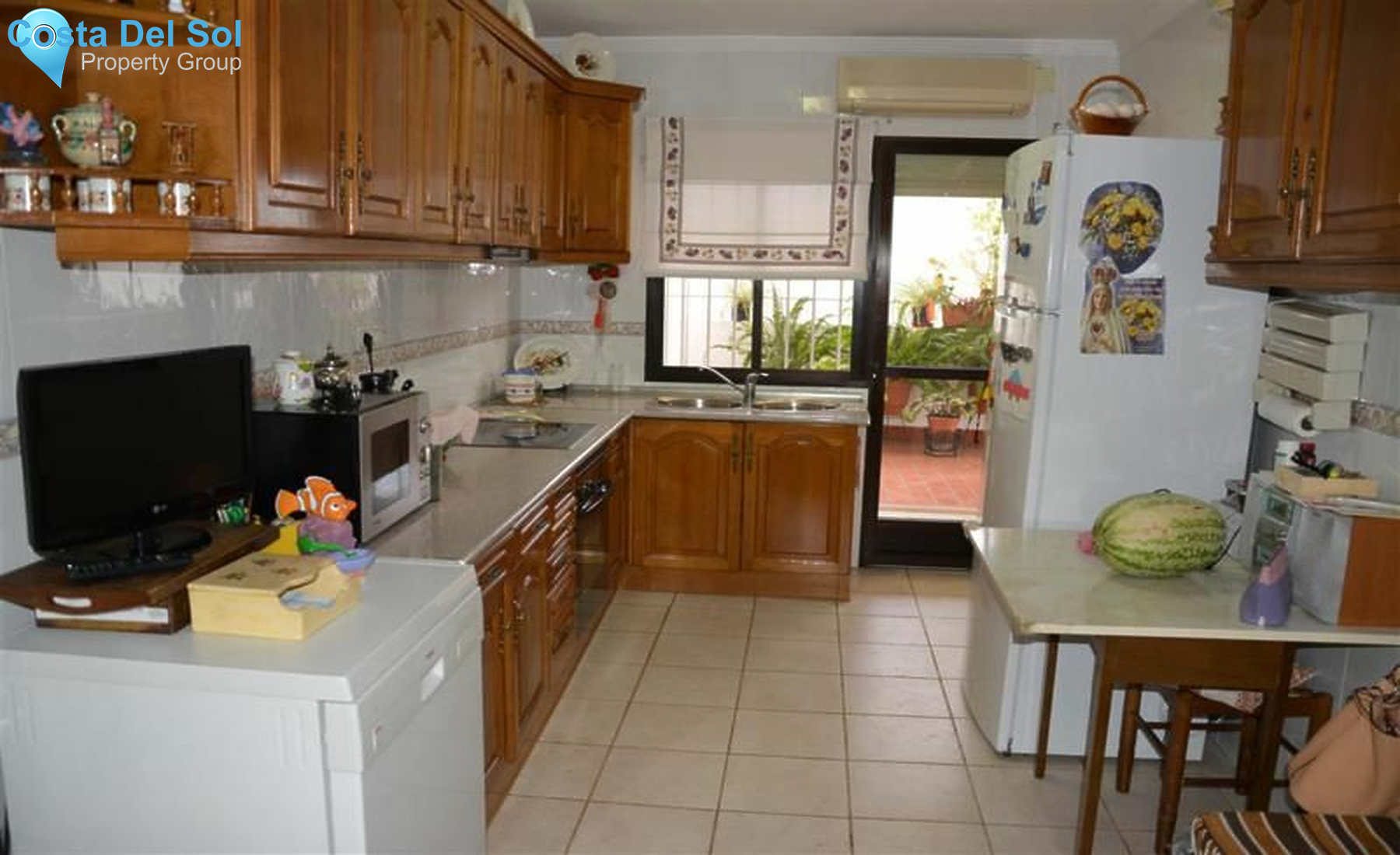 Townhouse in Alhaurín el Grande-1132339