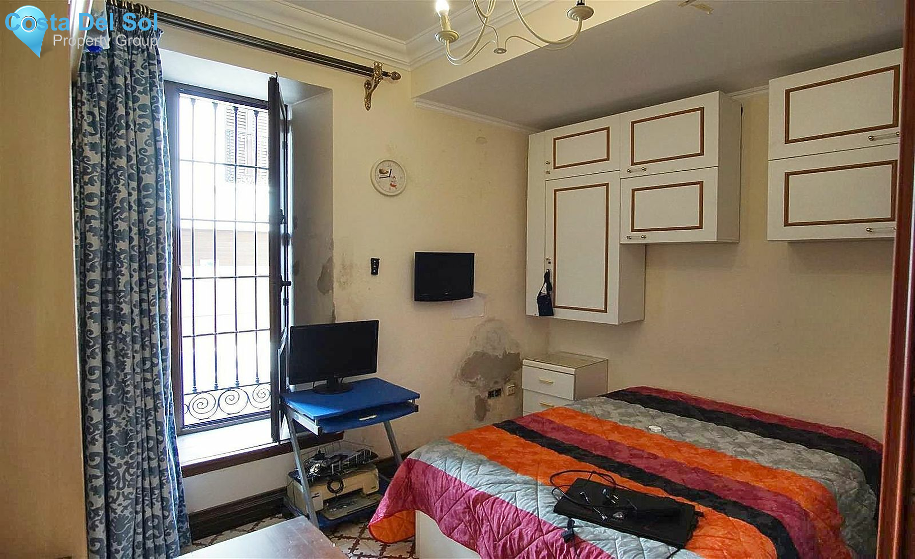 Townhouse in Alhaurín el Grande-1214746