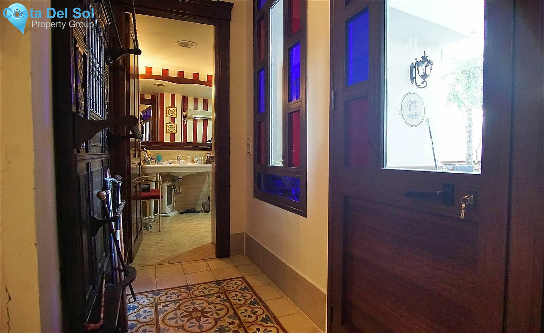 Townhouse in Alhaurín el Grande-1214750