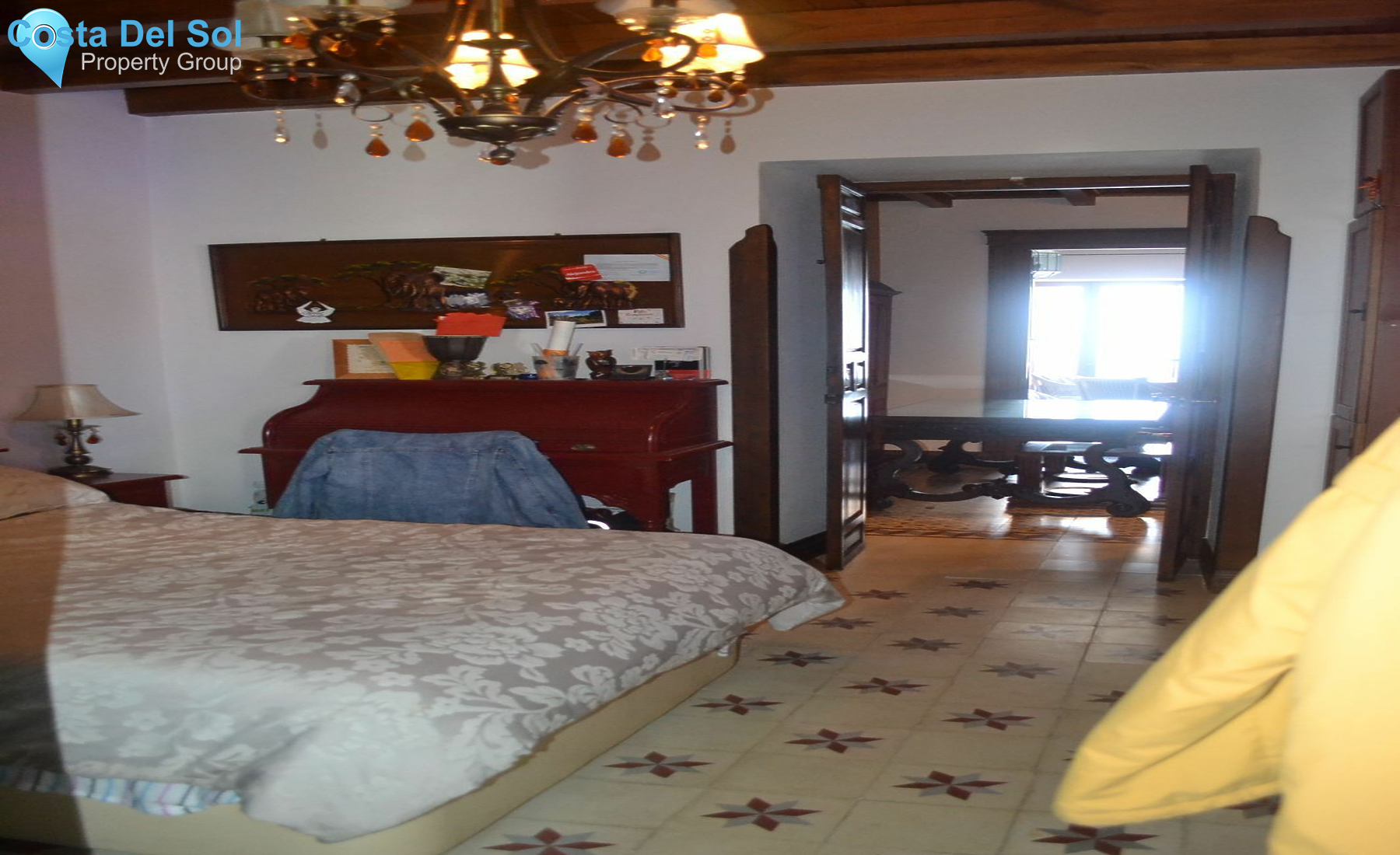 Townhouse in Alhaurín el Grande-1400062