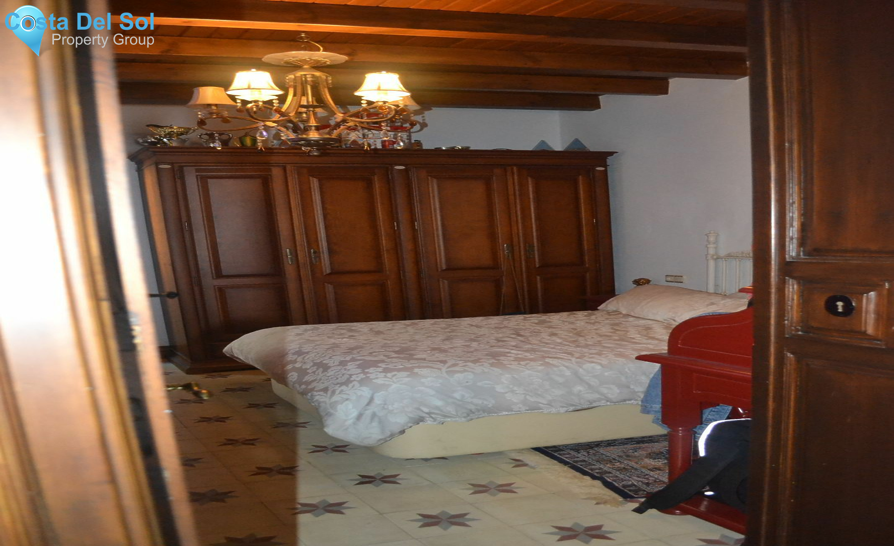 Townhouse in Alhaurín el Grande-1400063