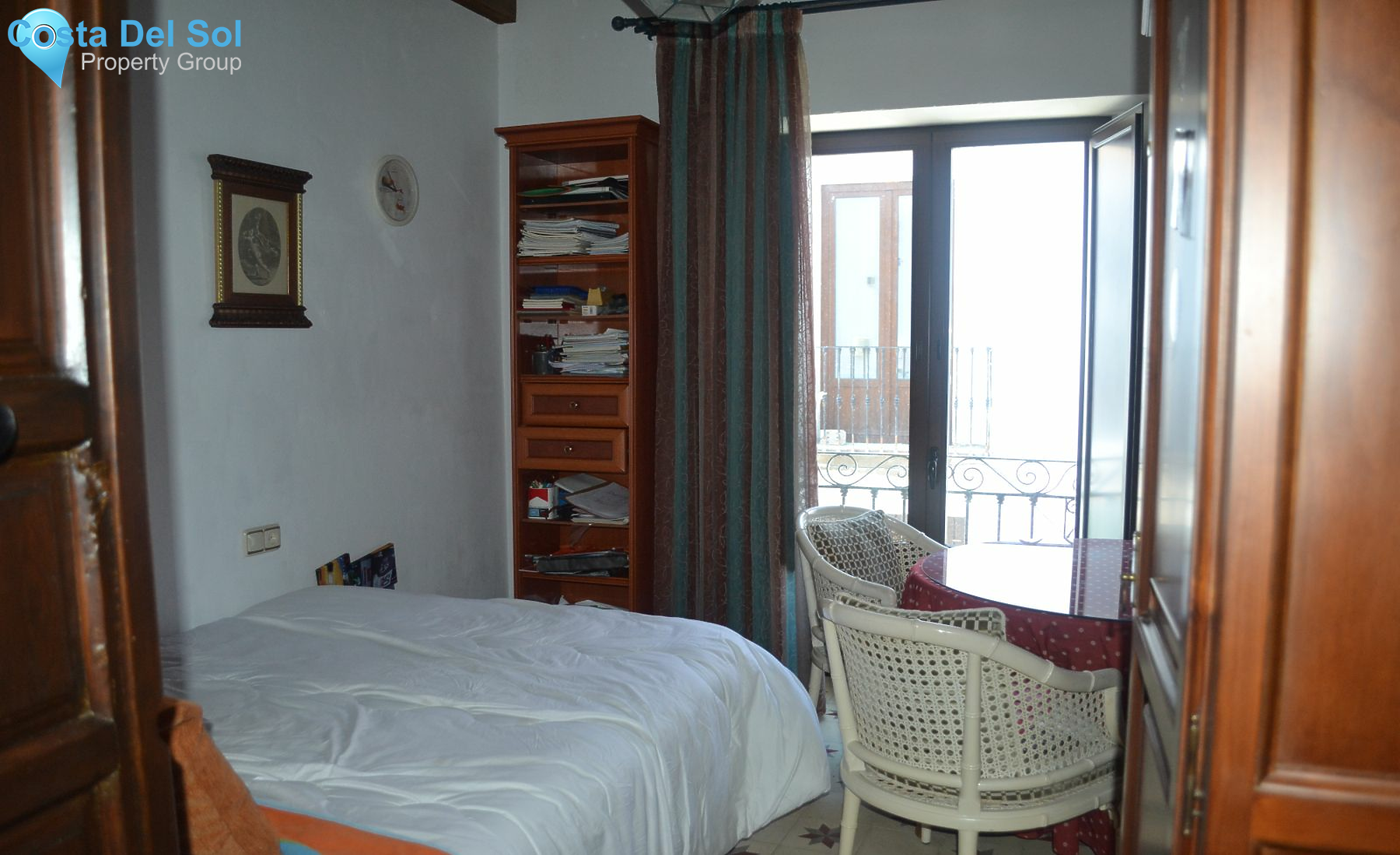 Townhouse in Alhaurín el Grande-1400064