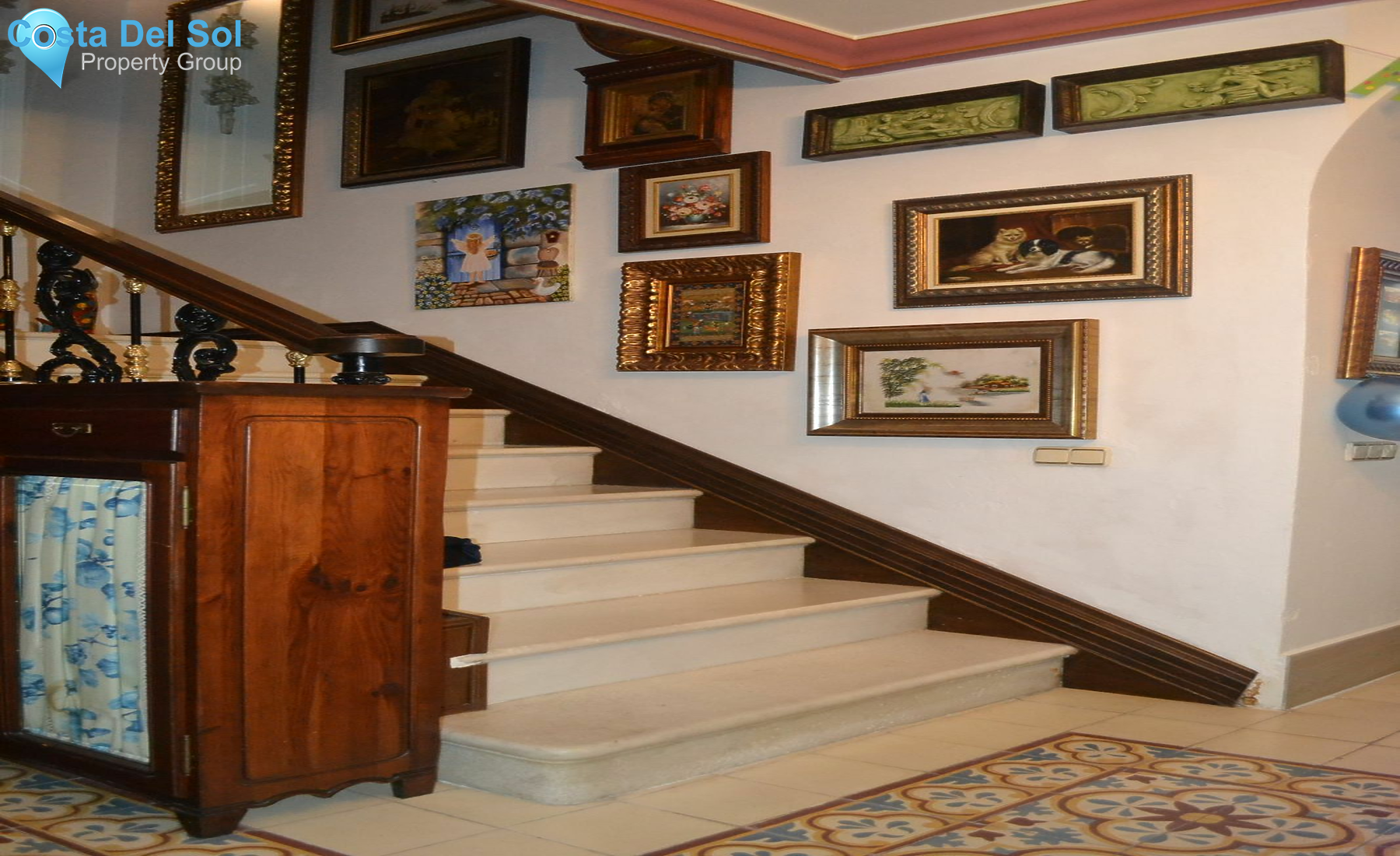 Townhouse in Alhaurín el Grande-1400052