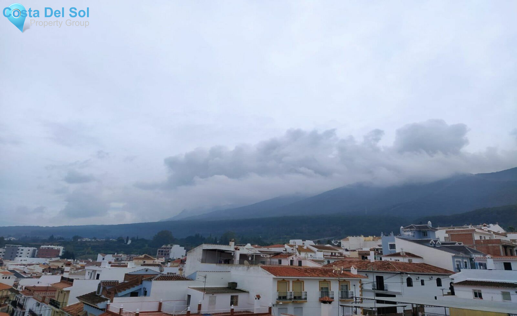 Townhouse in Alhaurín el Grande-1470917