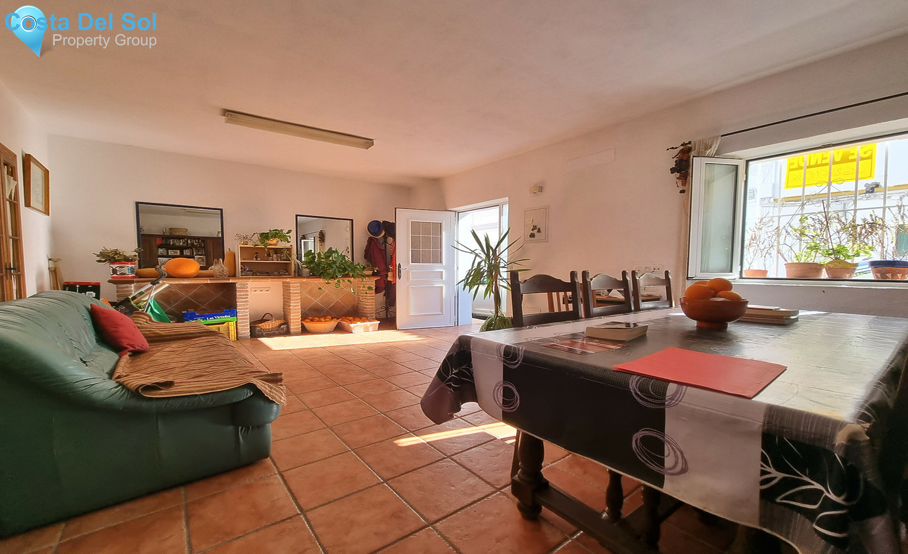 Townhouse in Casares