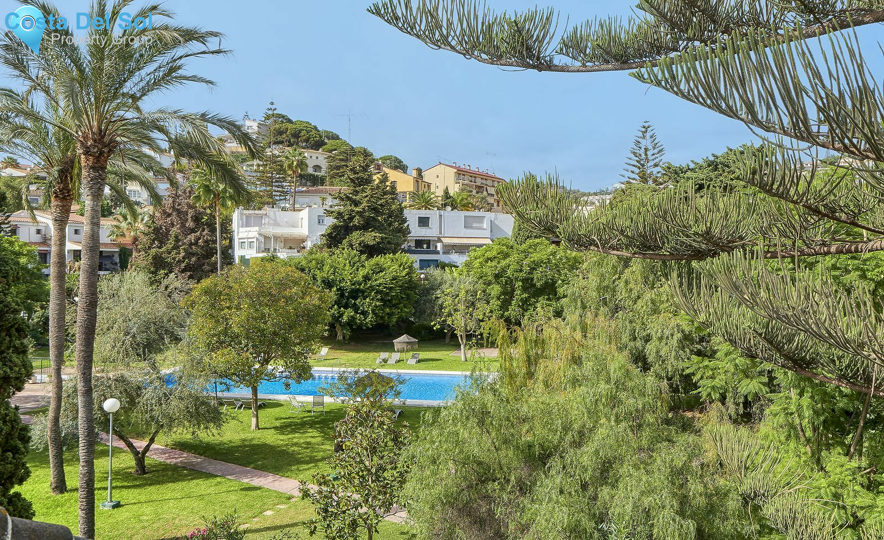 Townhouse in Cerrado de Calderón-1551239