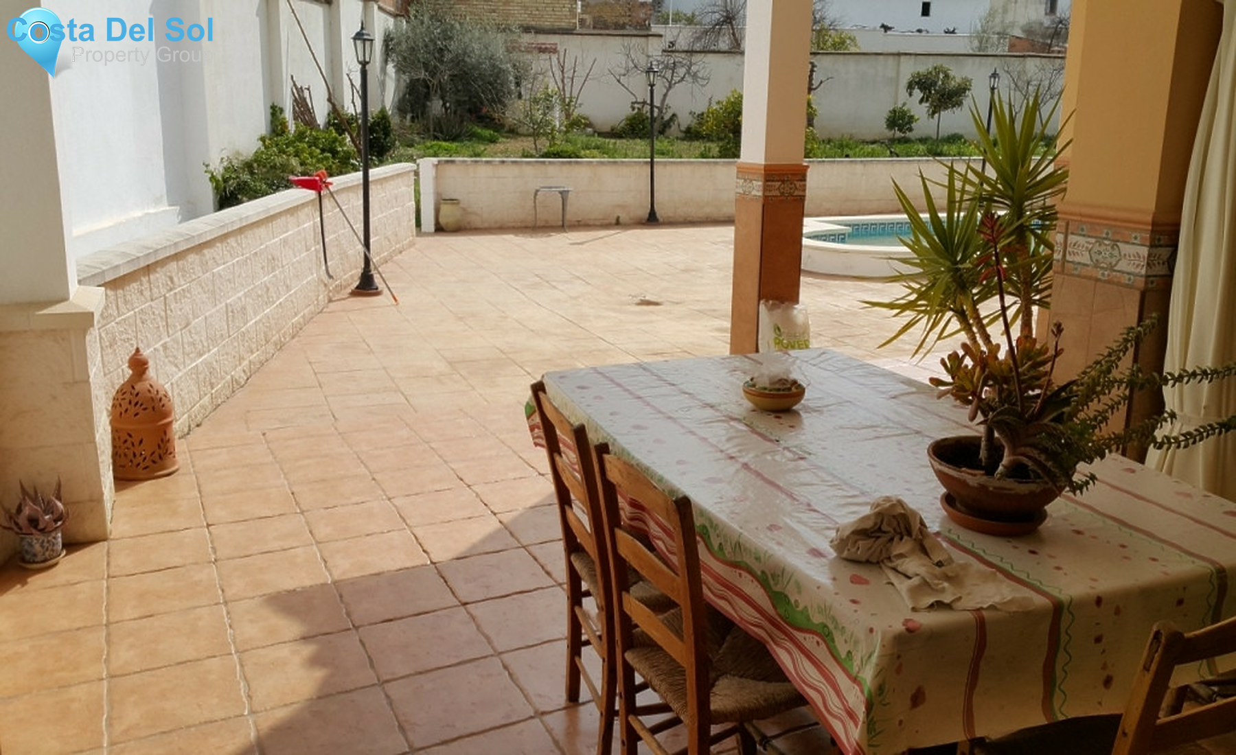 Townhouse in Cuevas De San Marcos-1338591
