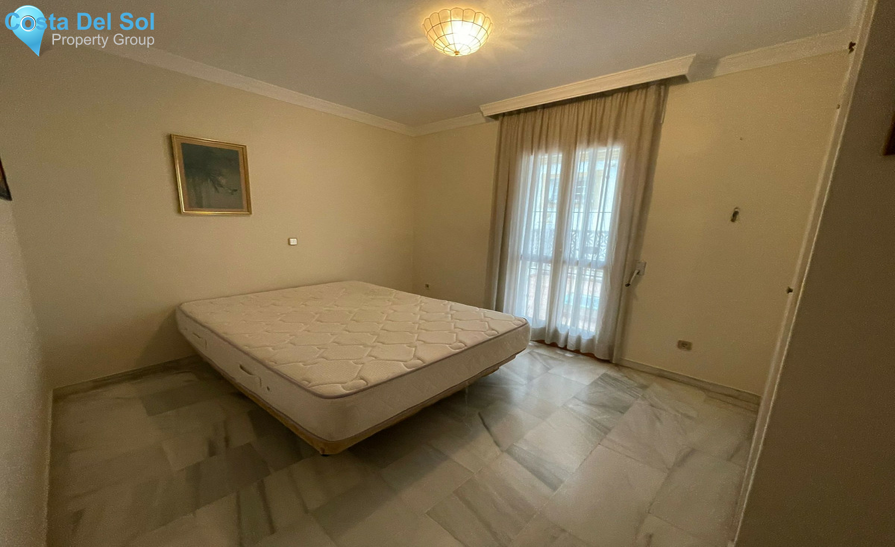 Townhouse in Estepona-1338813