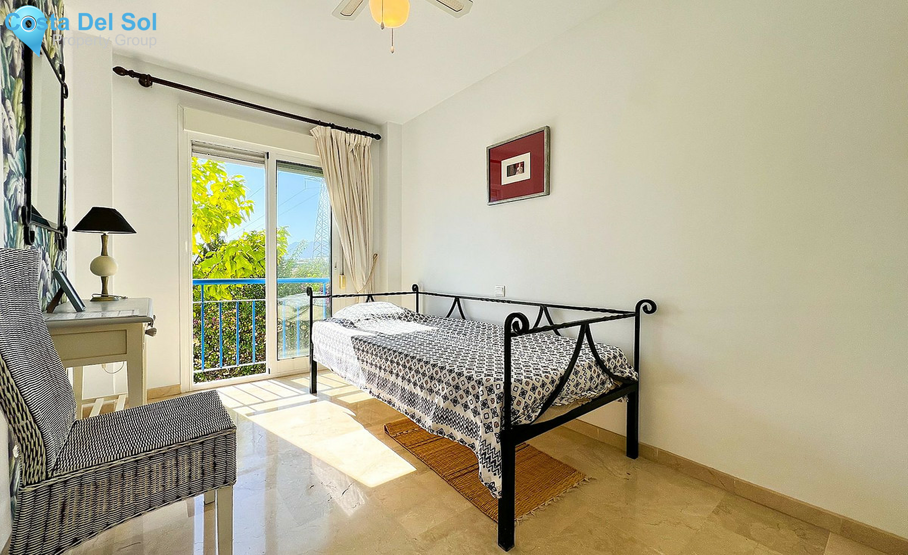 Townhouse in Estepona-1435599