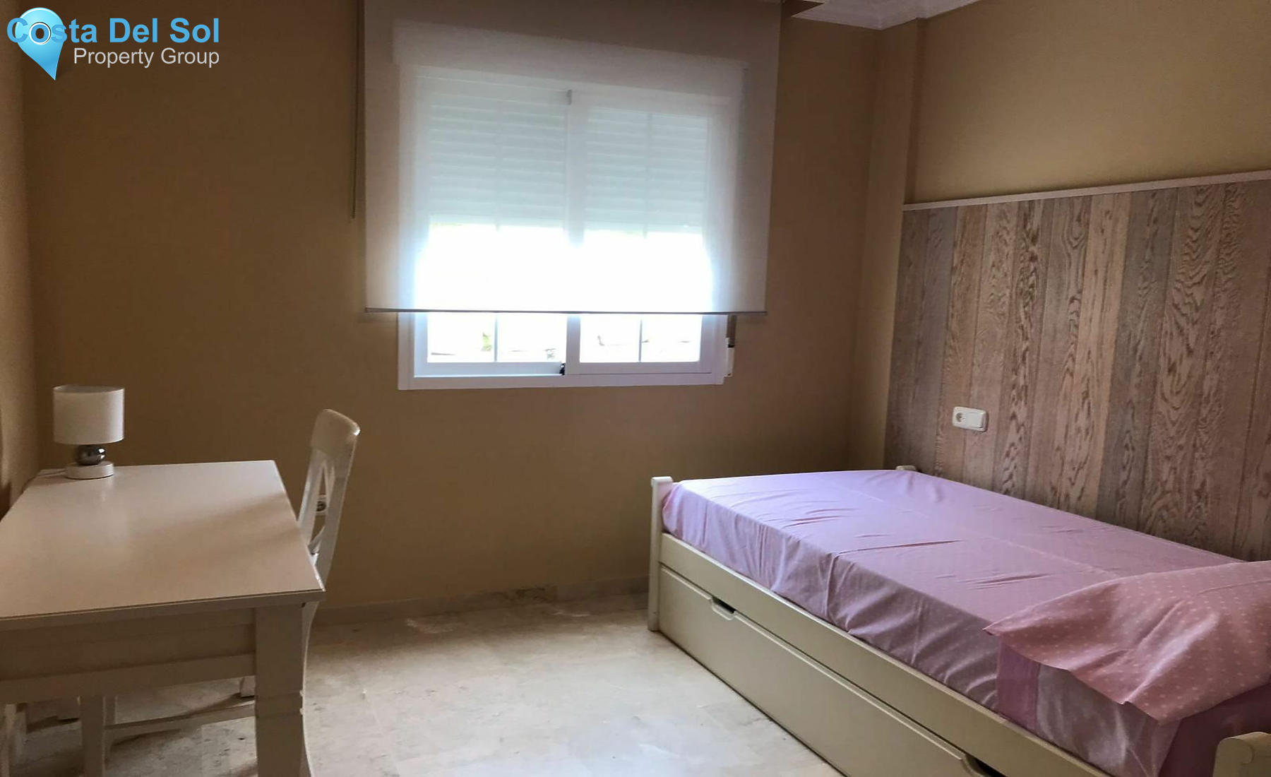 Townhouse in Estepona-1483096