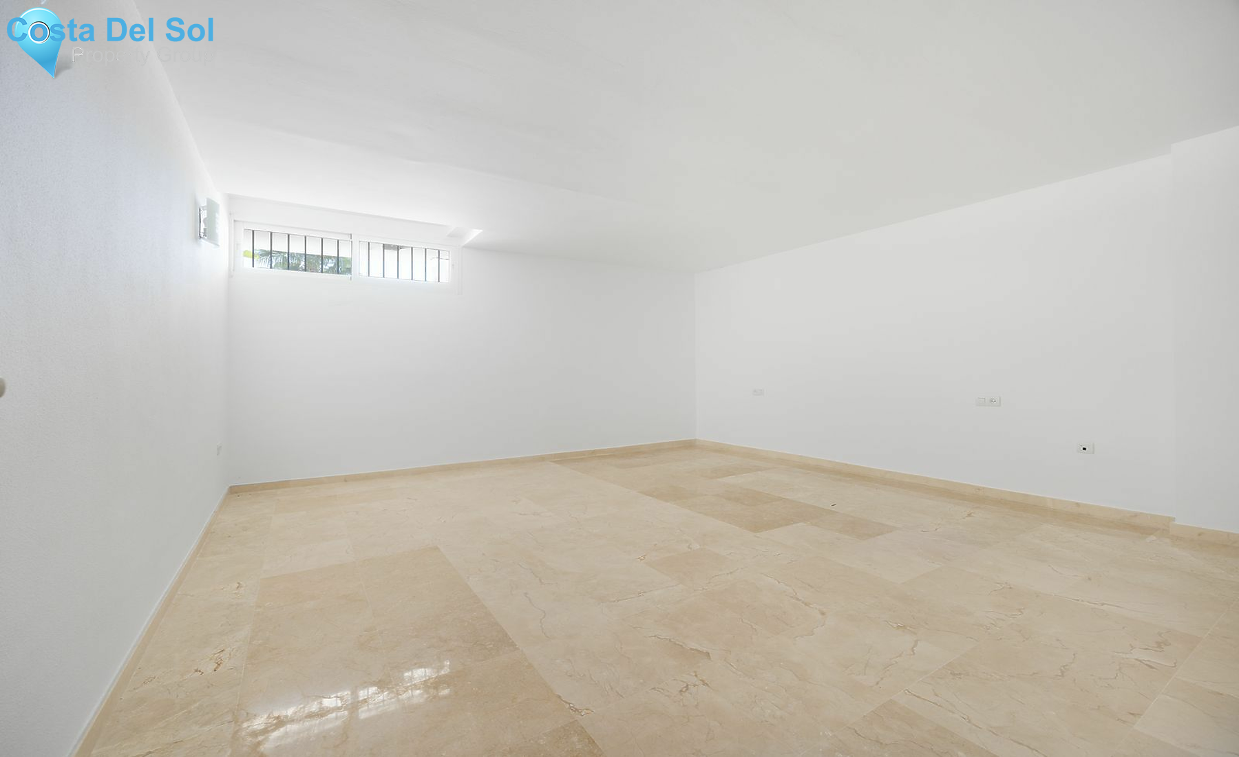 Townhouse in Guadalmina Alta-1425637