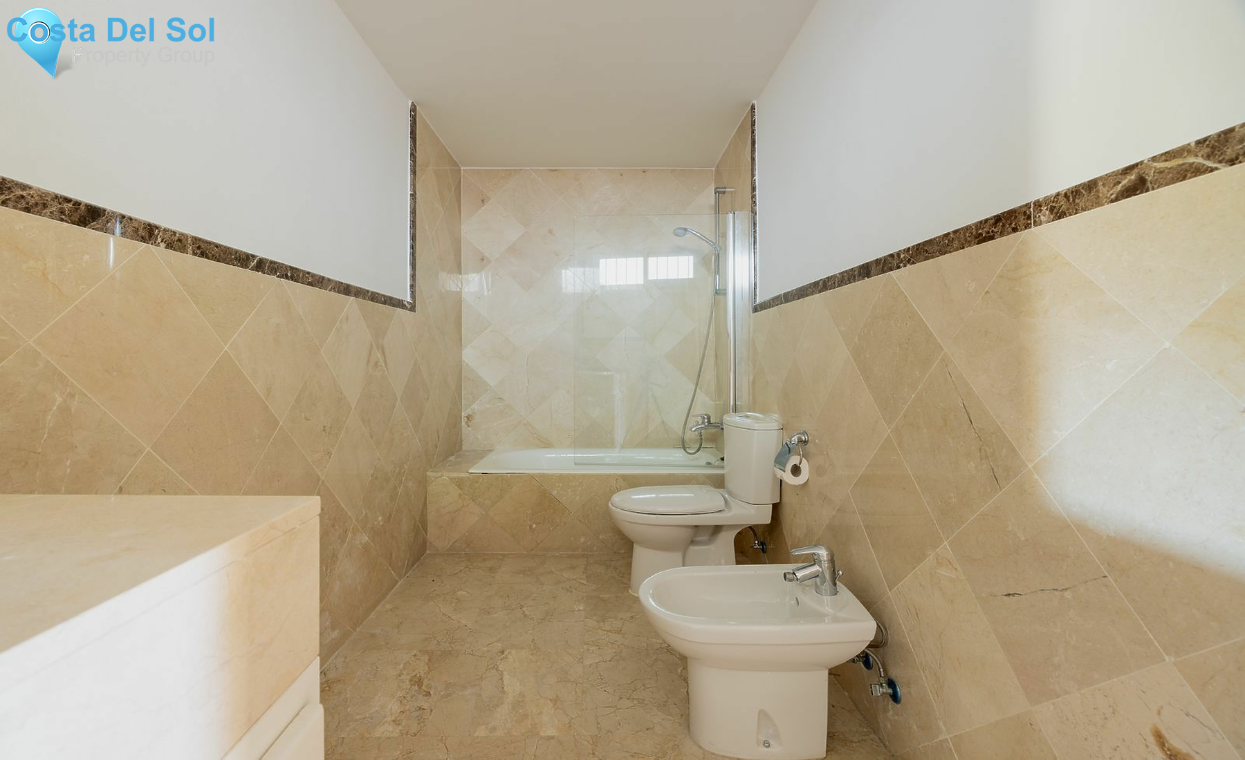 Townhouse in Guadalmina Alta-1425635