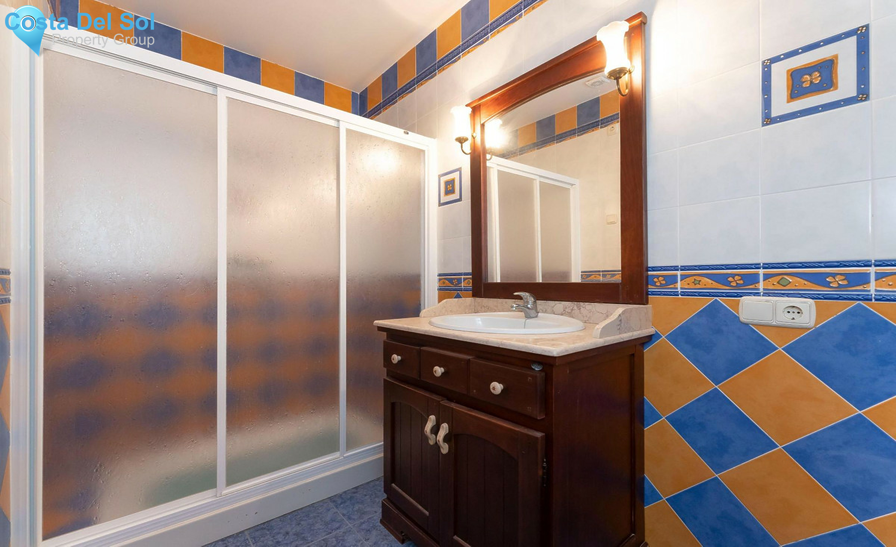 Townhouse in Guaro-1319520