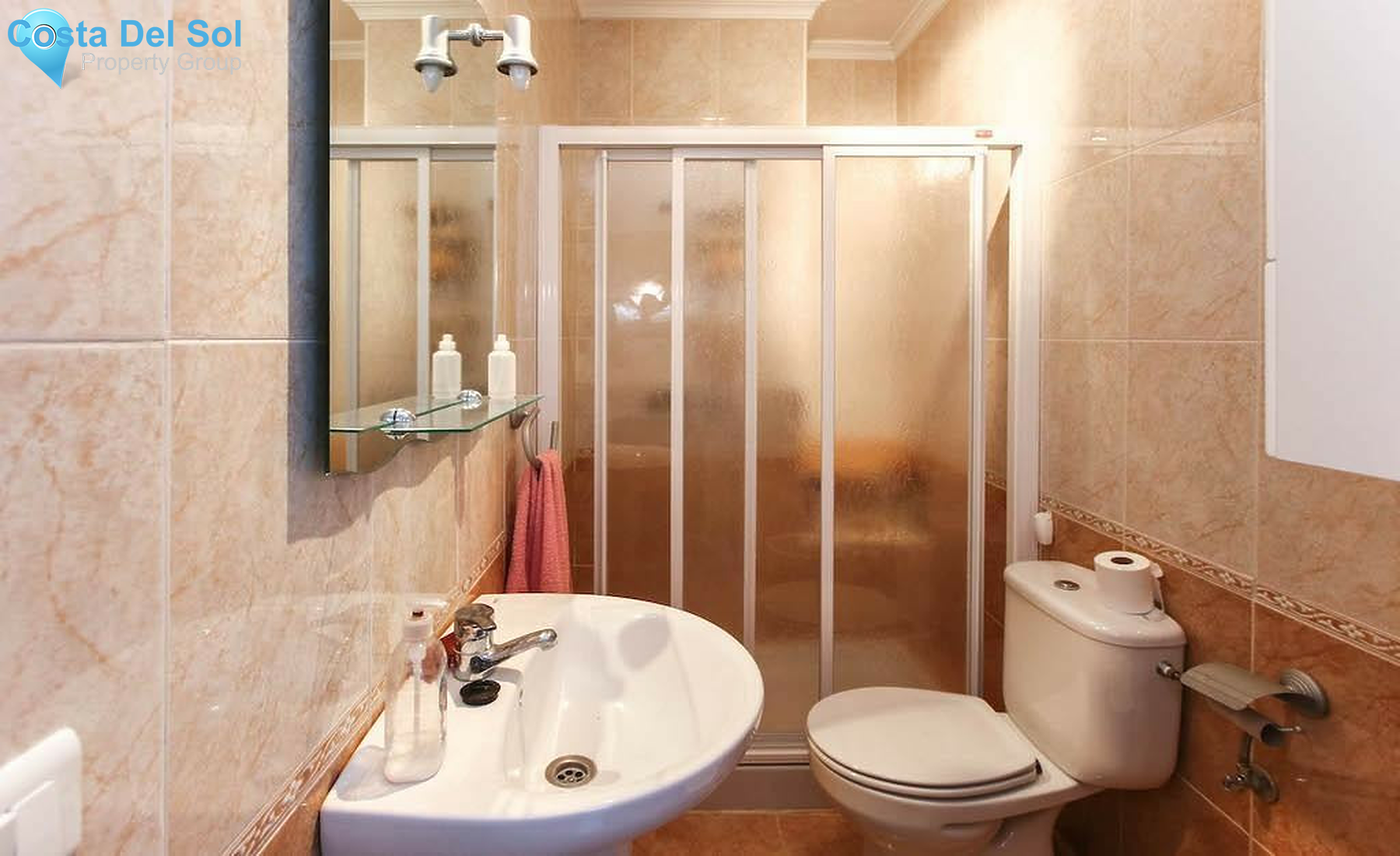 Townhouse in Guaro-1358971