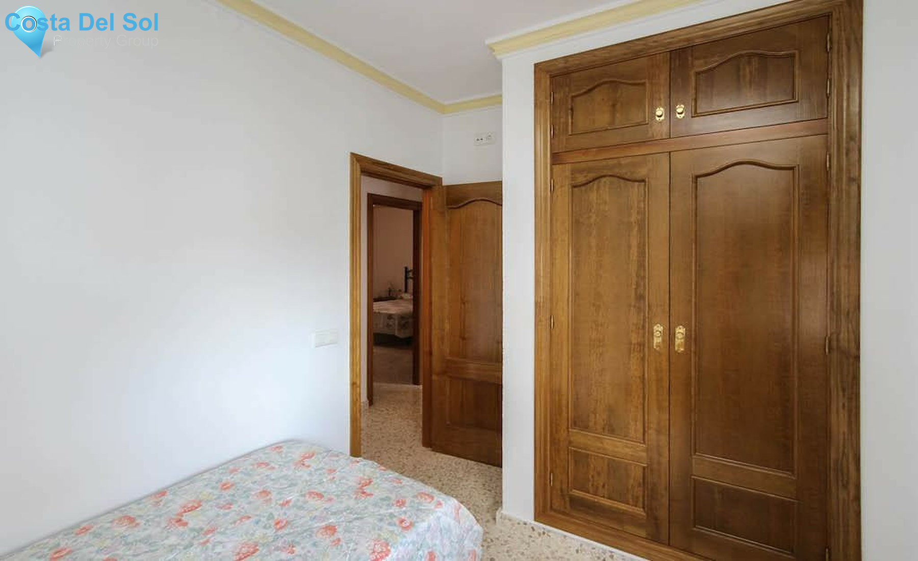 Townhouse in Guaro-1358976