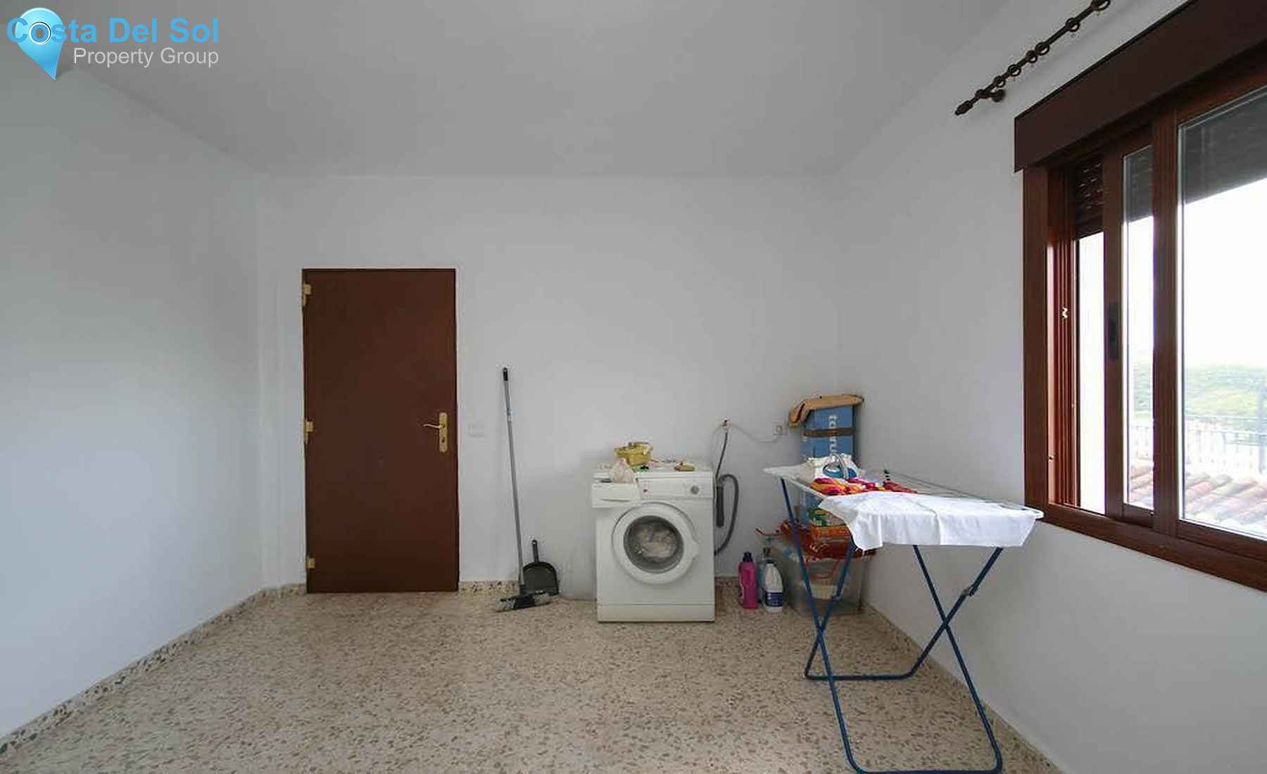 Townhouse in Guaro-1358977