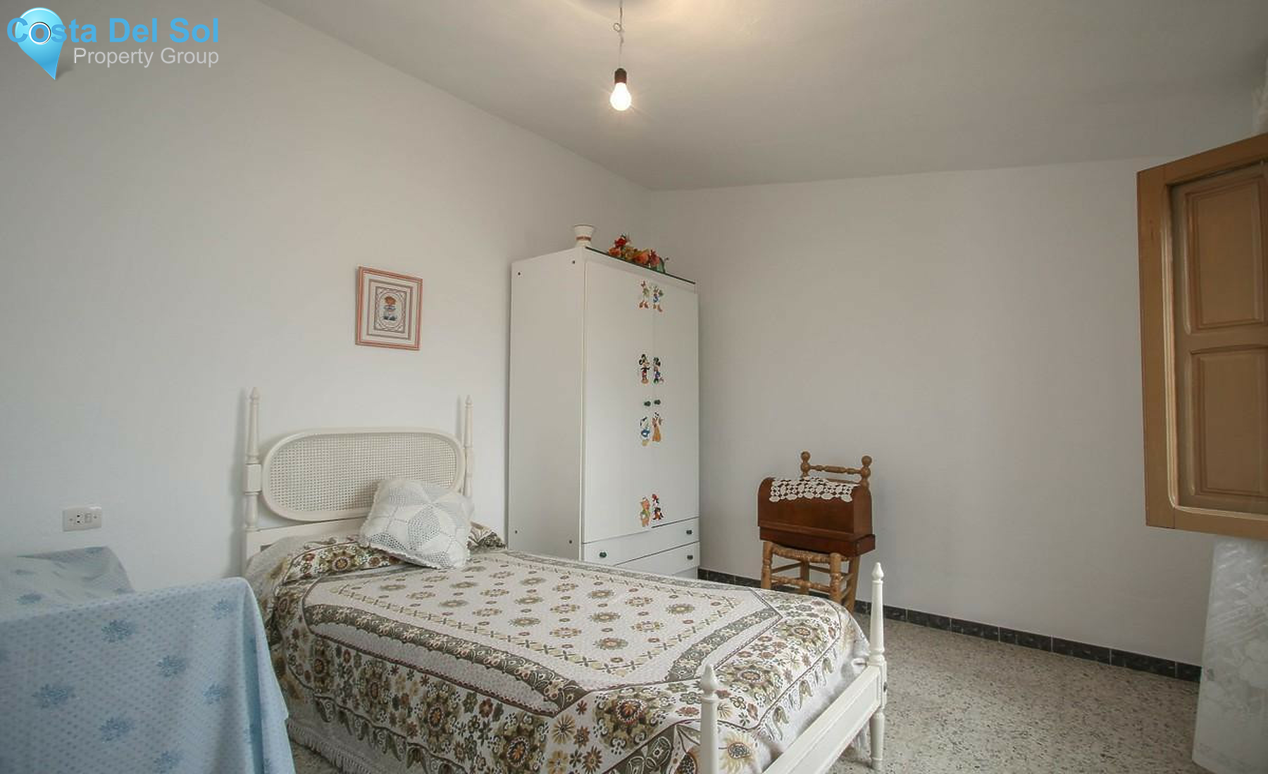 Townhouse in Guaro-1361231