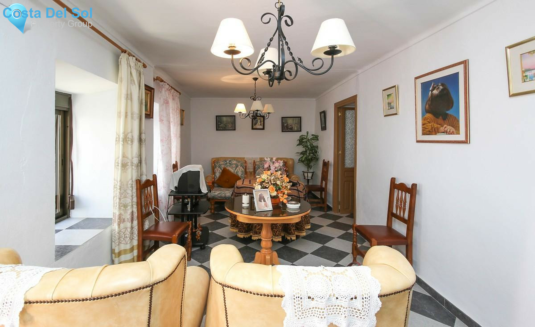 Townhouse in Guaro-1361218